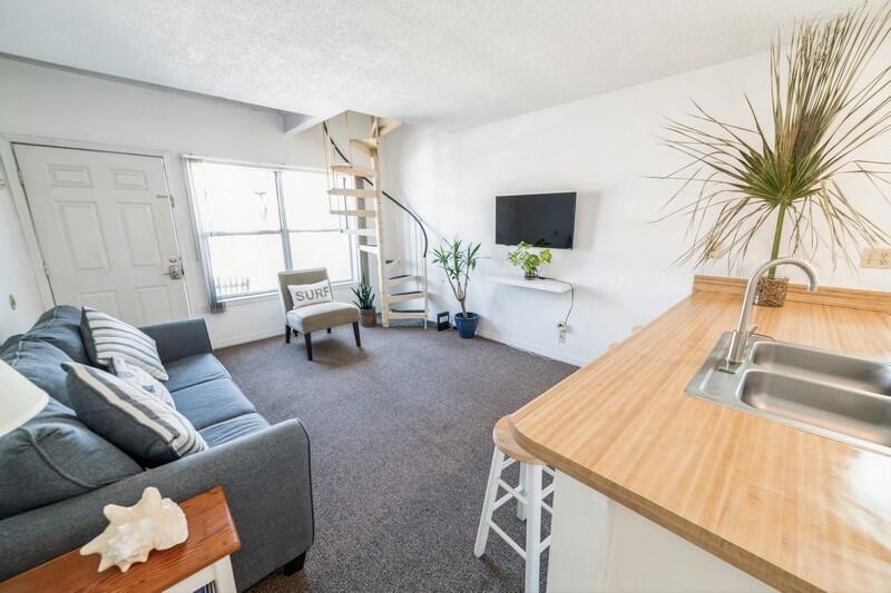 TRADEWINDS TOWNHOMES - Residential