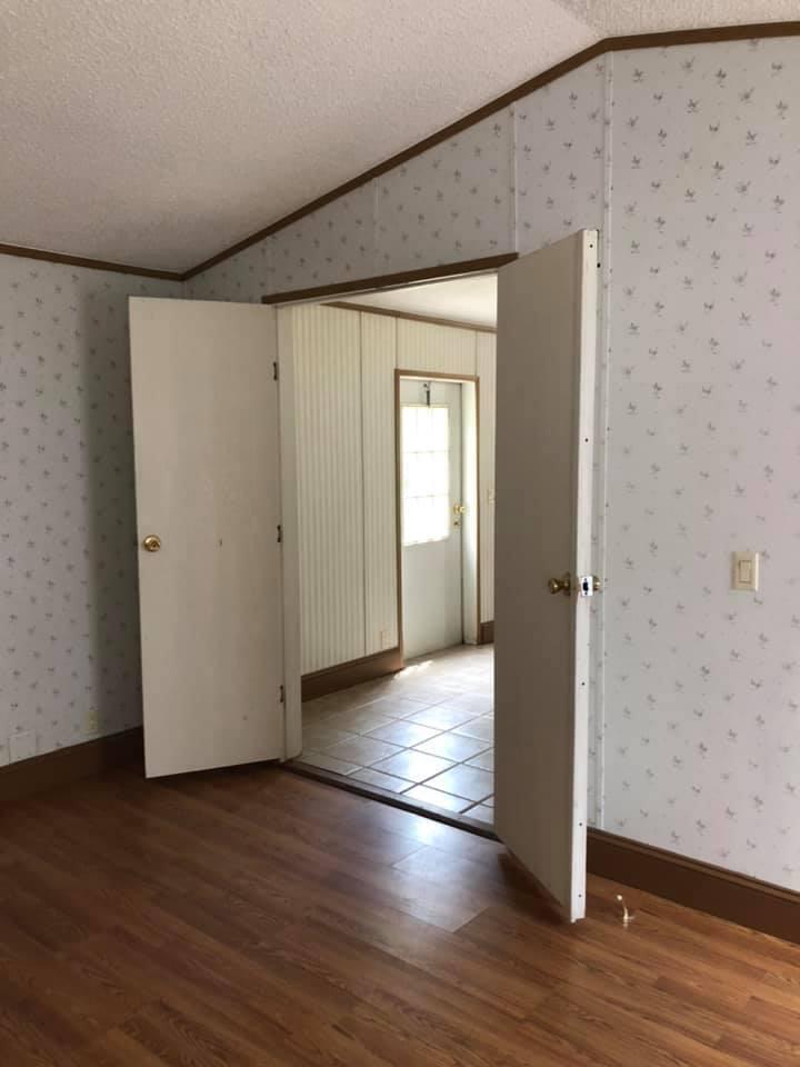 JUNIPER LAKE ESTATES - Residential