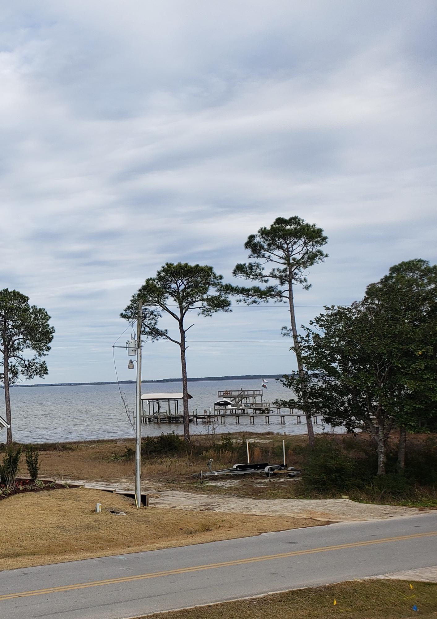 PELICAN BAY - Residential