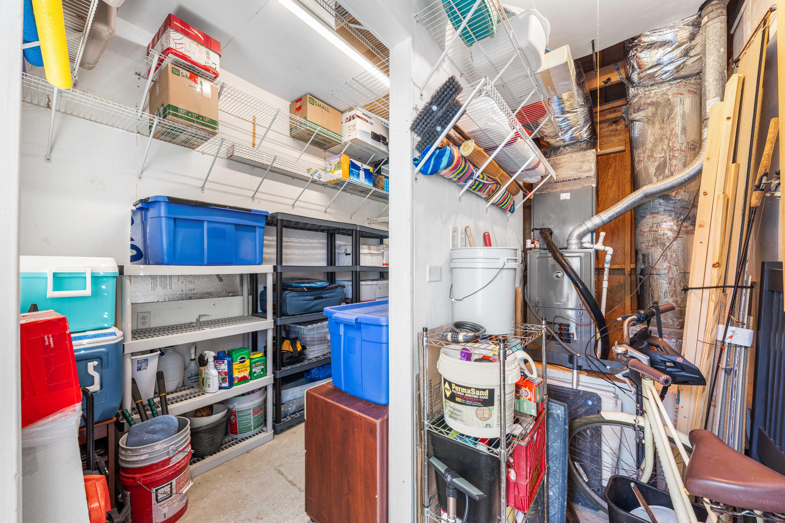 CRYSTAL BEACH COTTAGES - Residential