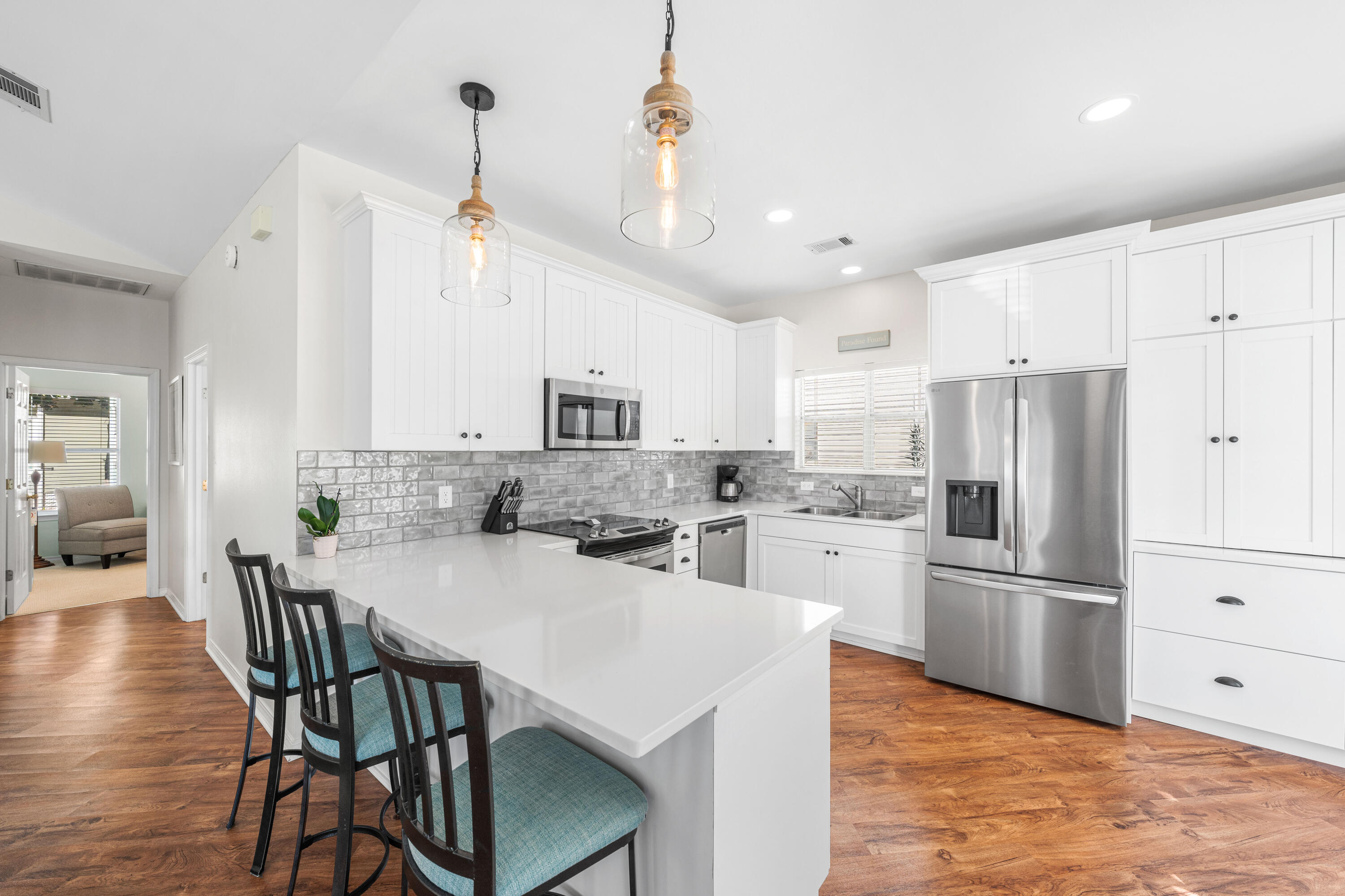 CRYSTAL BEACH COTTAGES - Residential