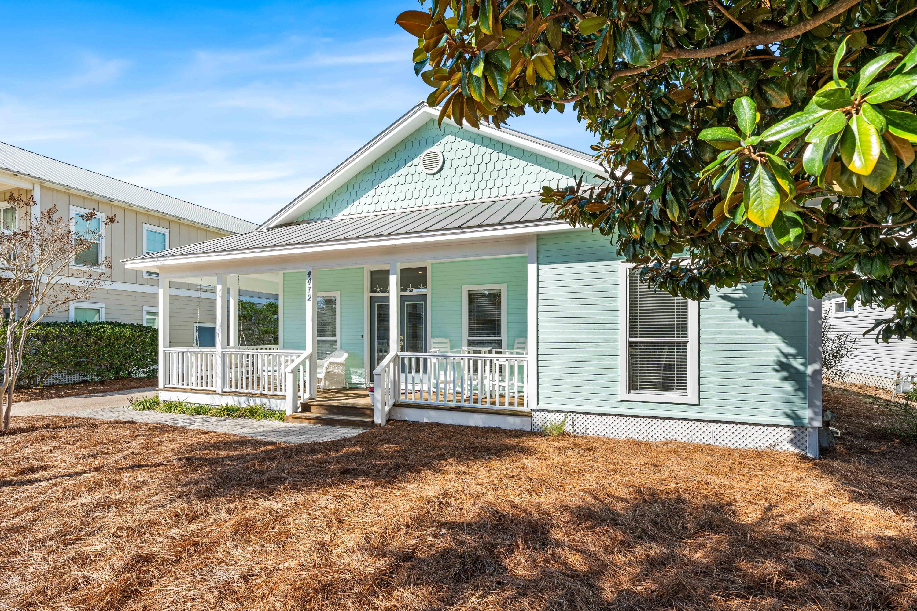 CRYSTAL BEACH COTTAGES - Residential