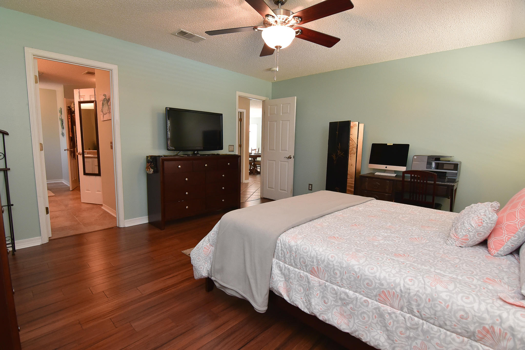 NORTHVIEW ESTATES 7TH ADDN - Residential