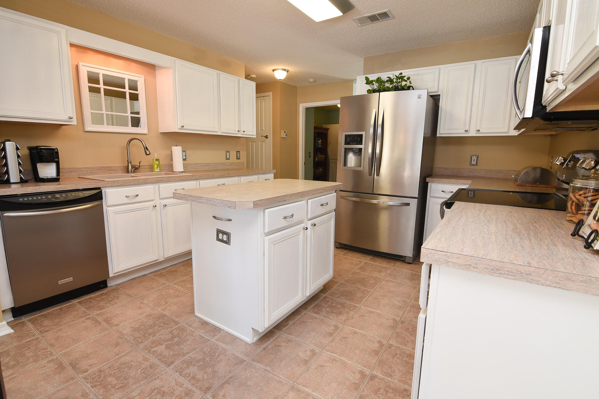 NORTHVIEW ESTATES 7TH ADDN - Residential