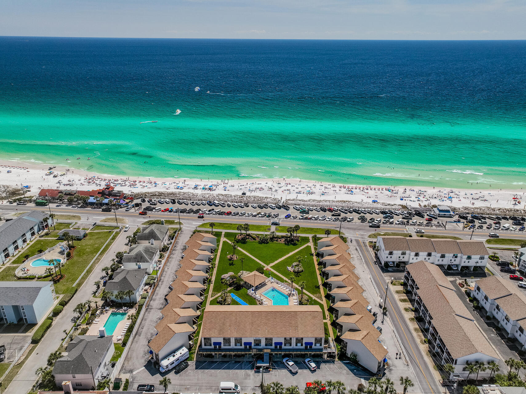 SANDPRINTS CONDO - Residential