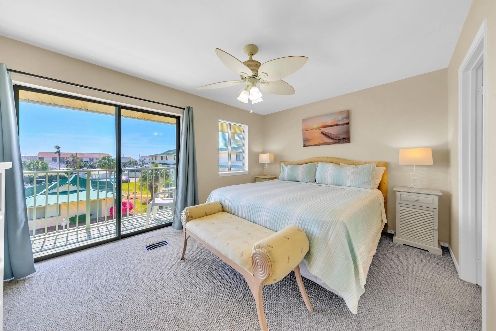 SANDPRINTS CONDO - Residential