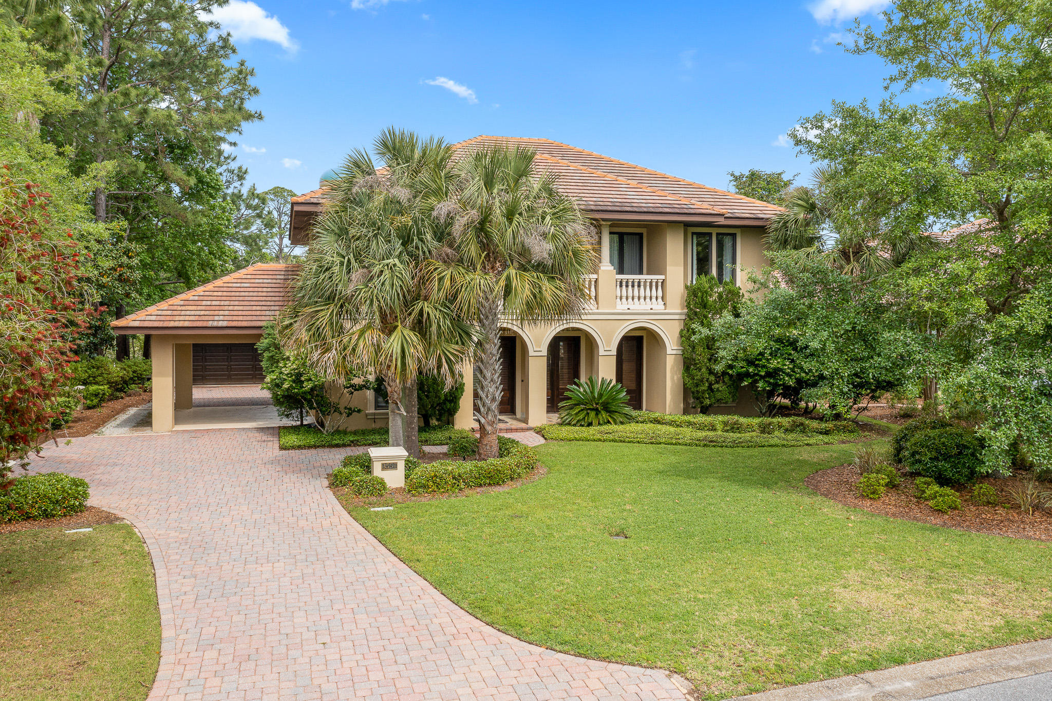 BURNT PINE - Residential