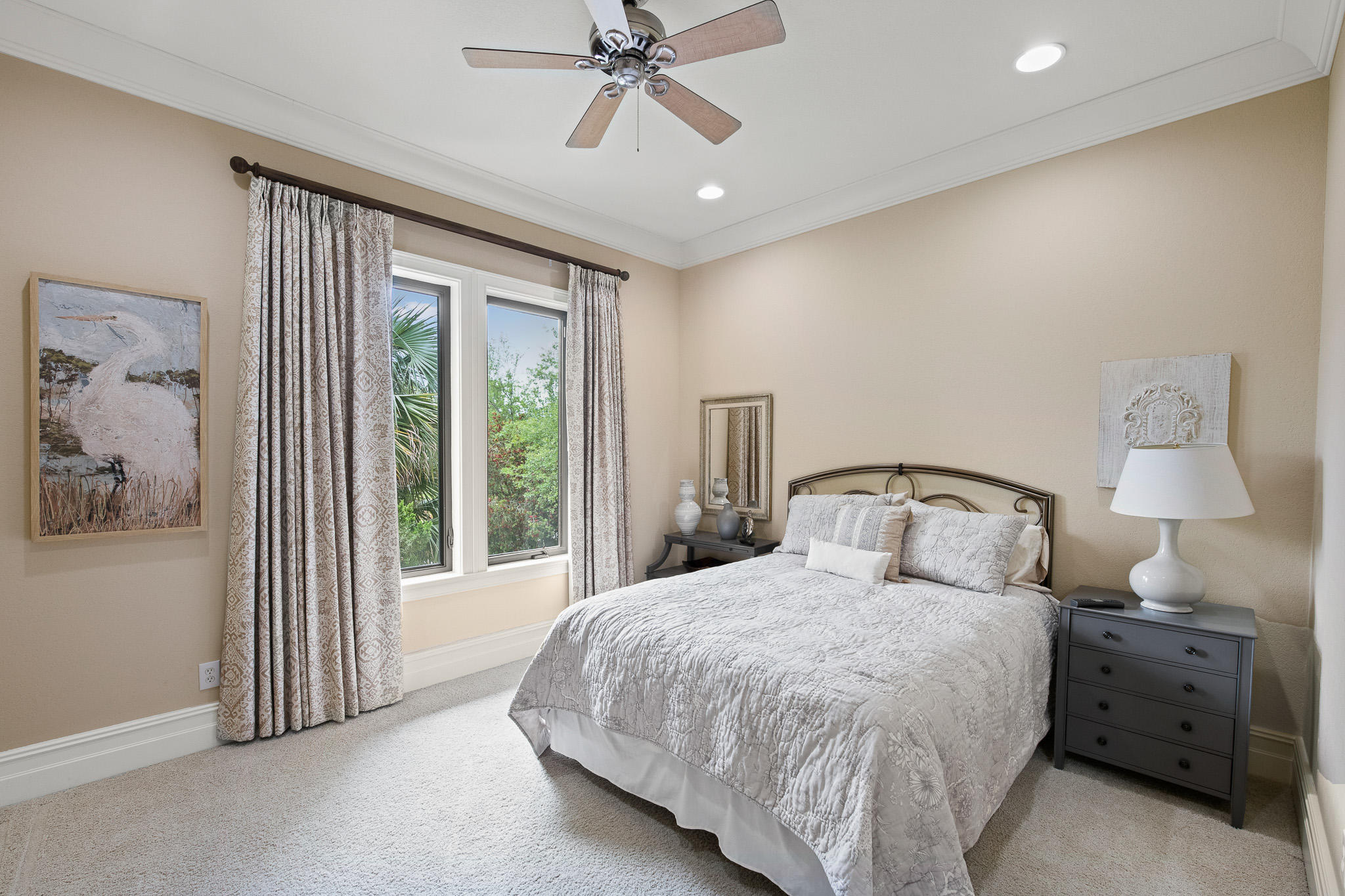 BURNT PINE - Residential