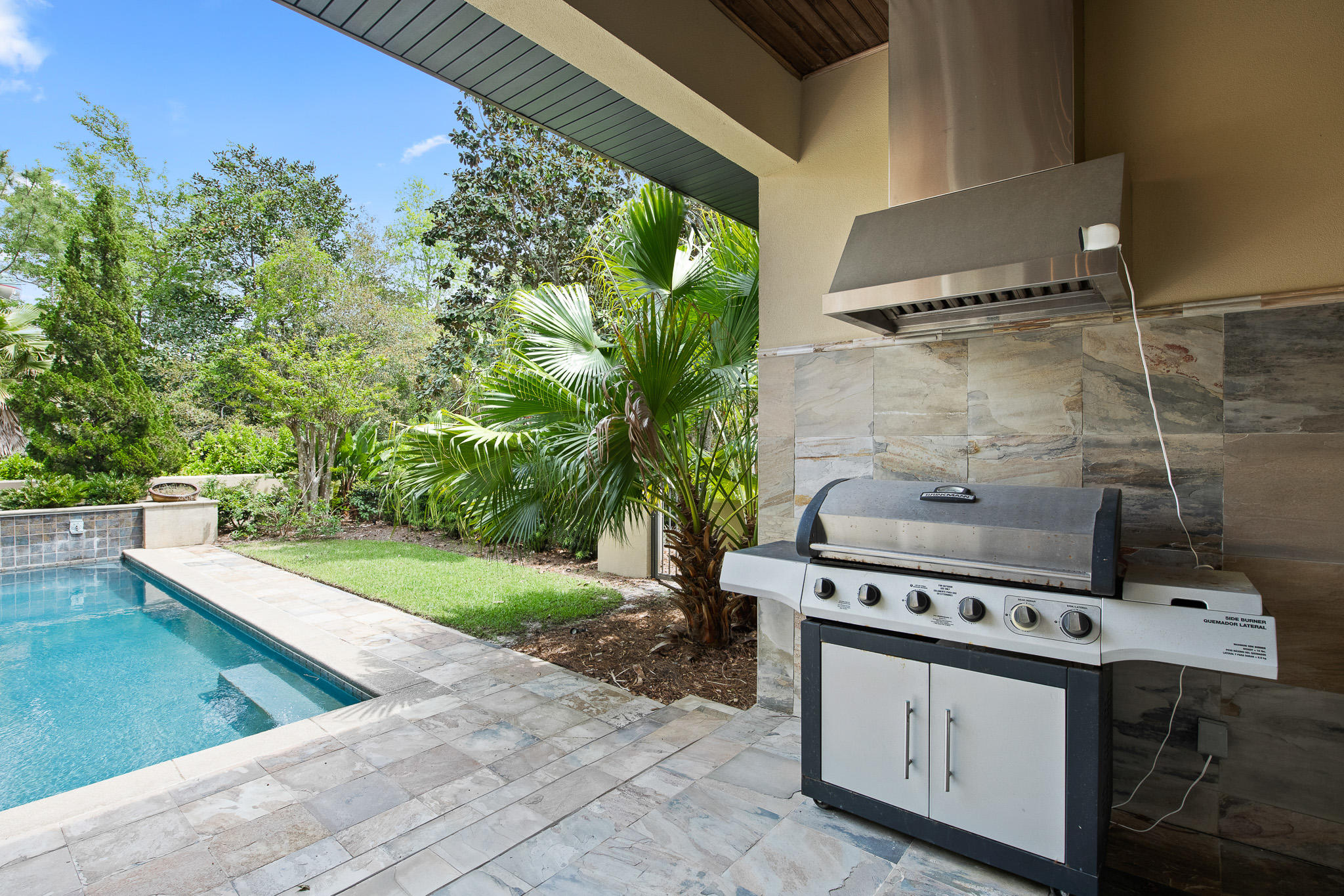 BURNT PINE - Residential