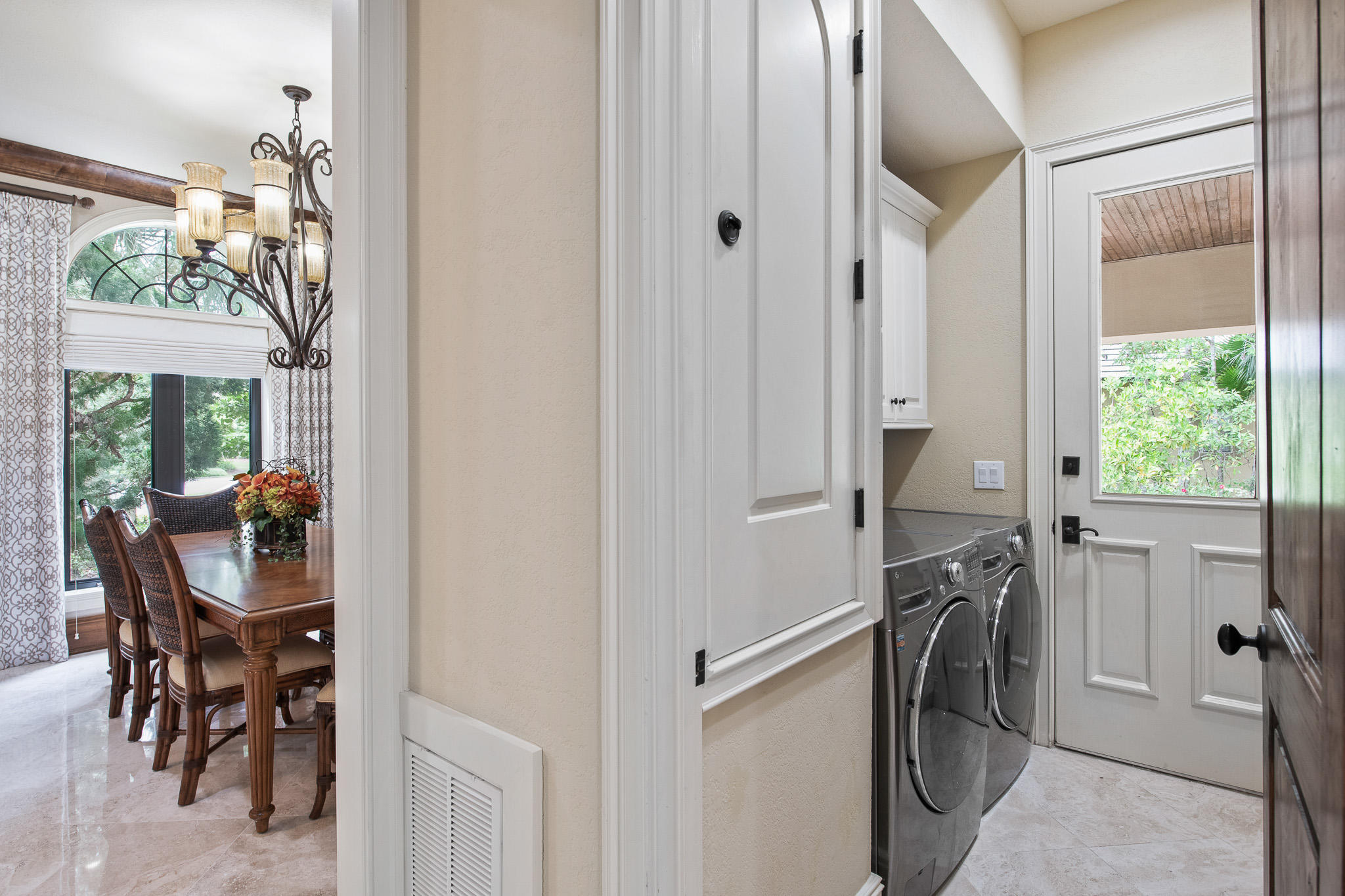 BURNT PINE - Residential