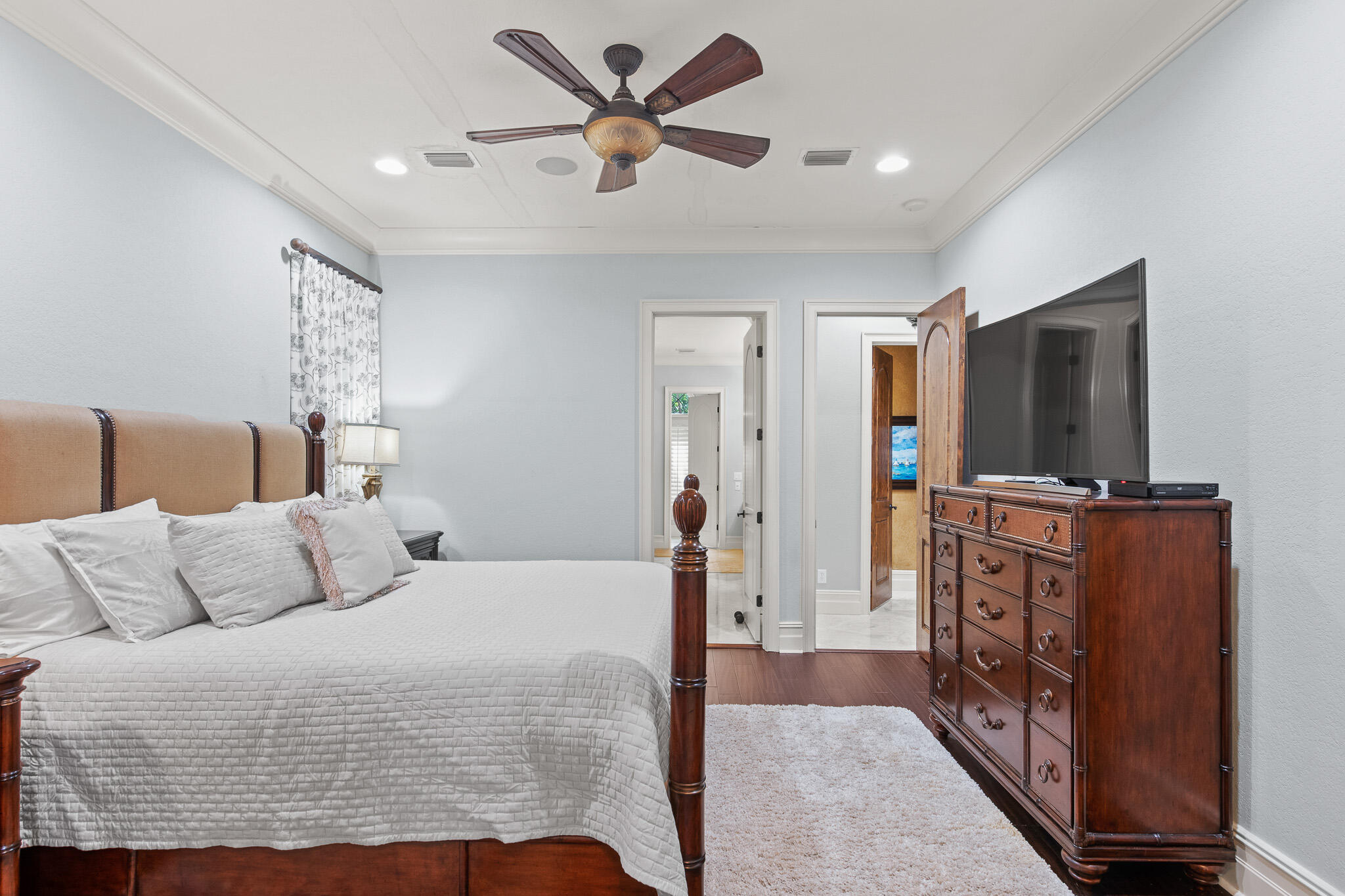 BURNT PINE - Residential