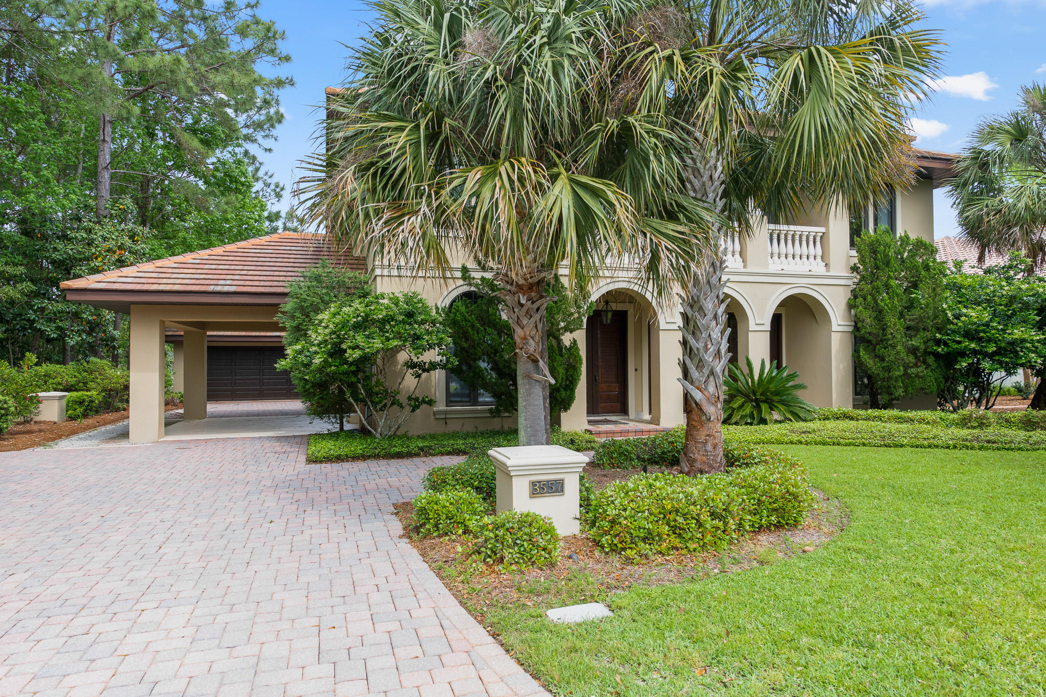 BURNT PINE - Residential