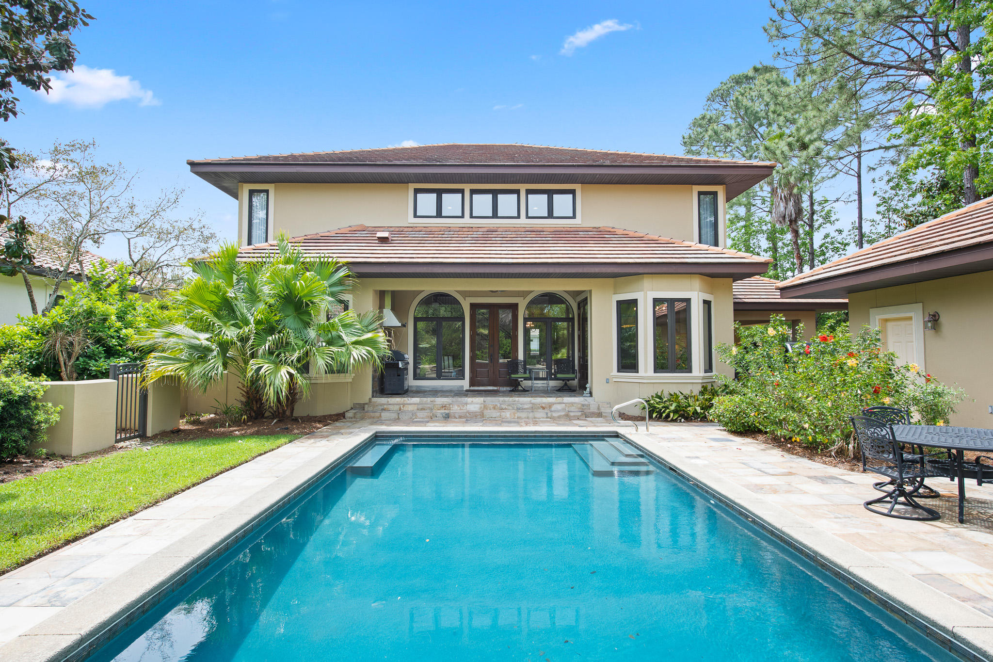 BURNT PINE - Residential