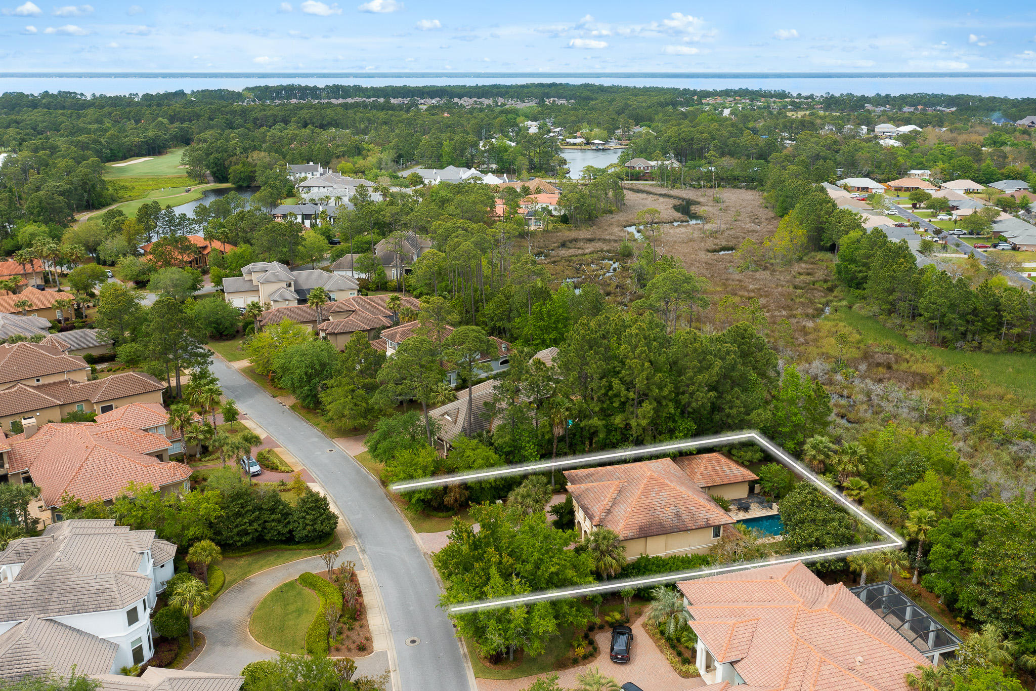 BURNT PINE - Residential