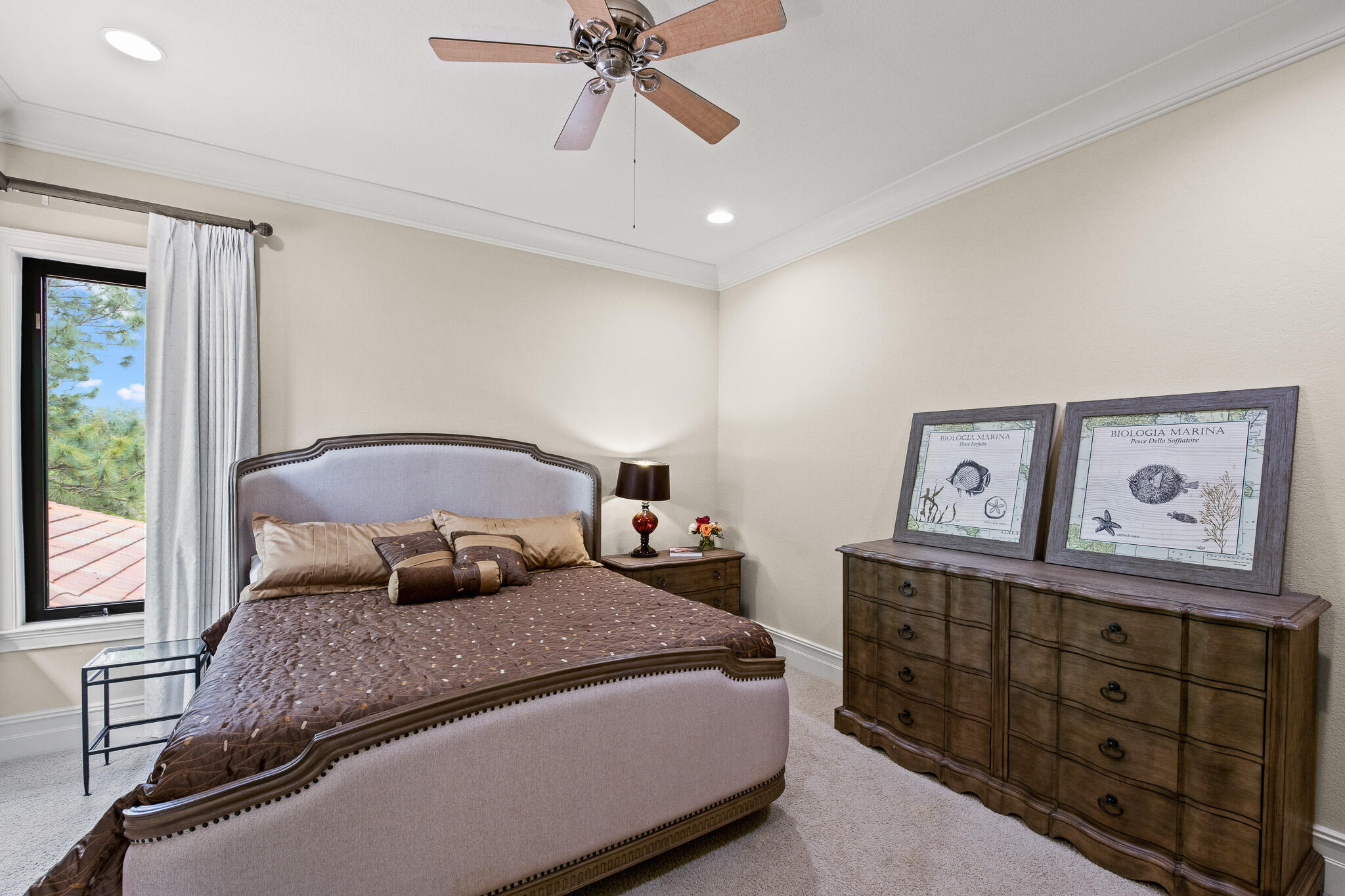 BURNT PINE - Residential