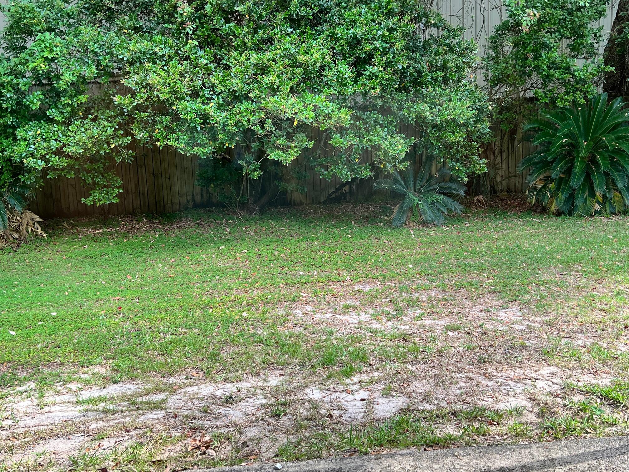 GULF MANOR - Residential