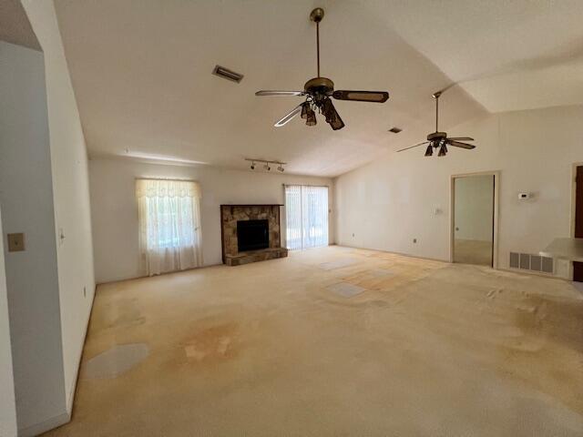 GULF MANOR - Residential