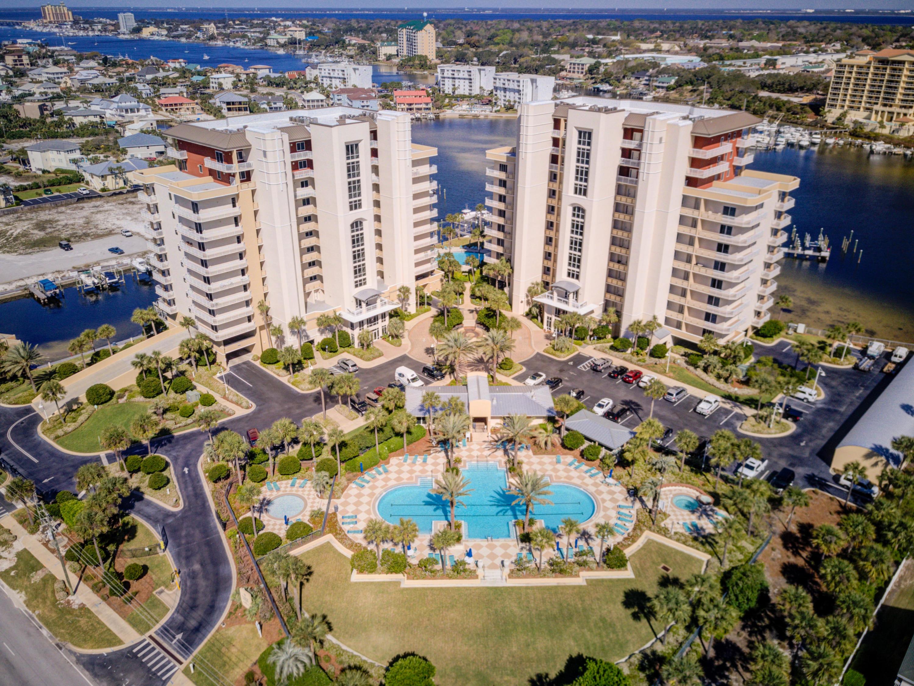 HARBOR LANDING - Residential