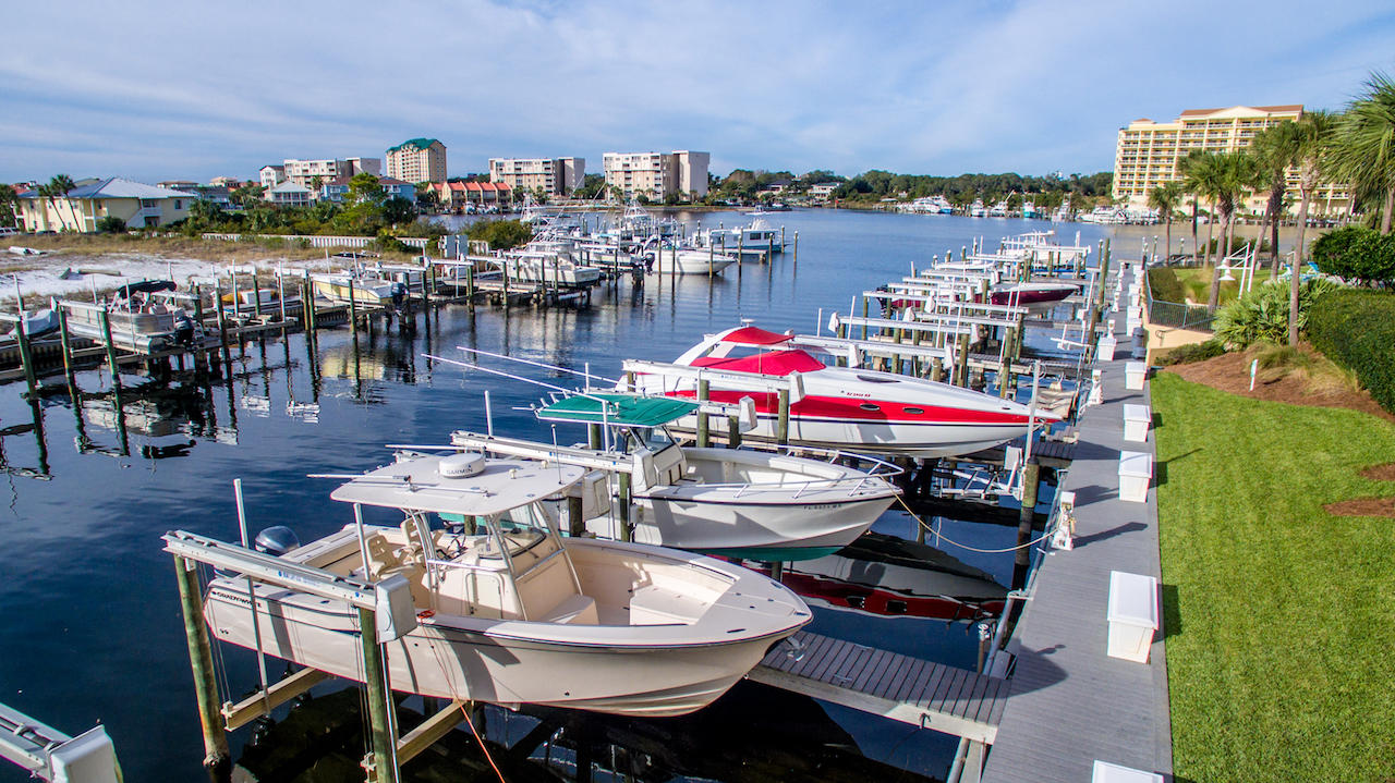 HARBOR LANDING - Residential
