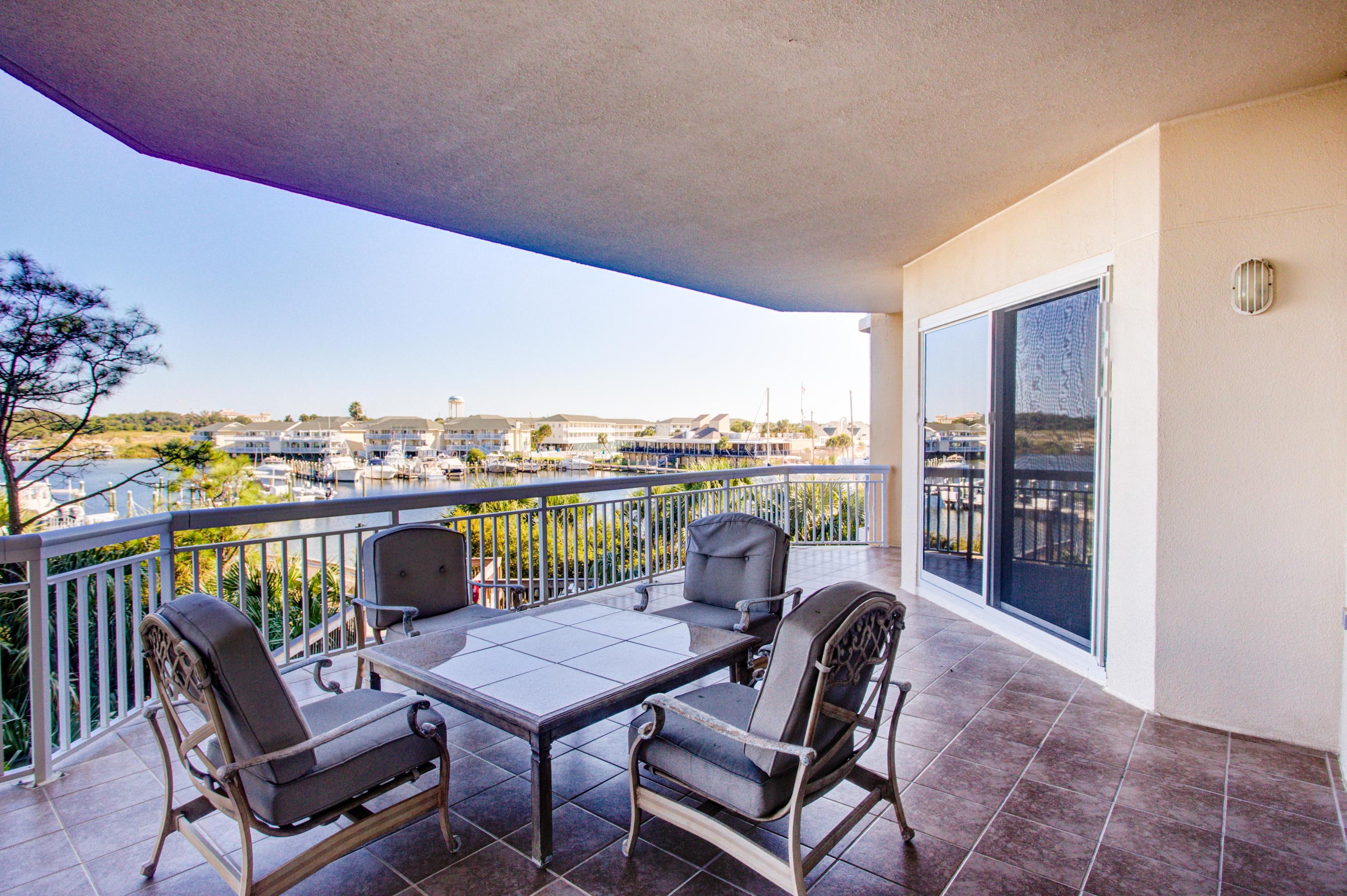 HARBOR LANDING - Residential