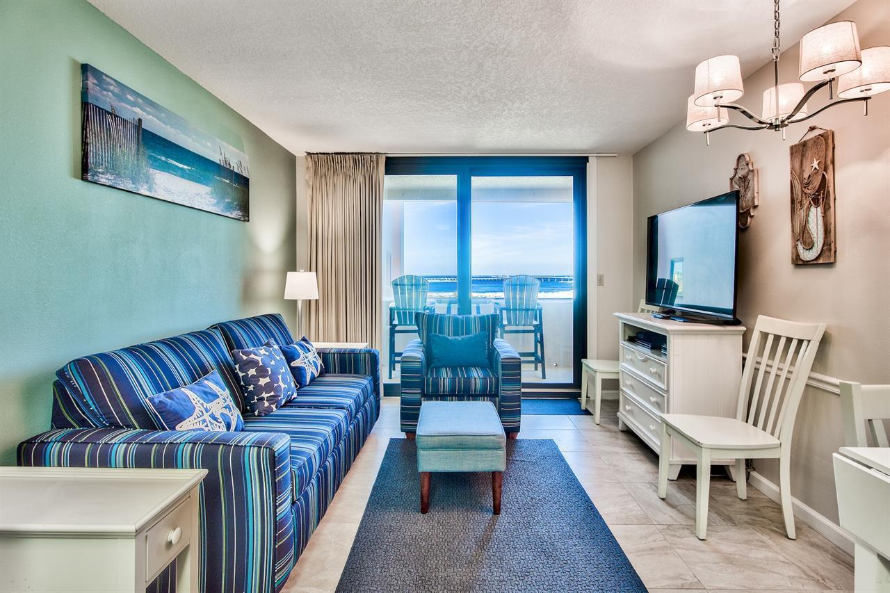 Jetty East Condominium - Residential