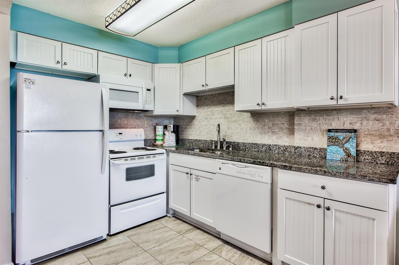 Jetty East Condominium - Residential