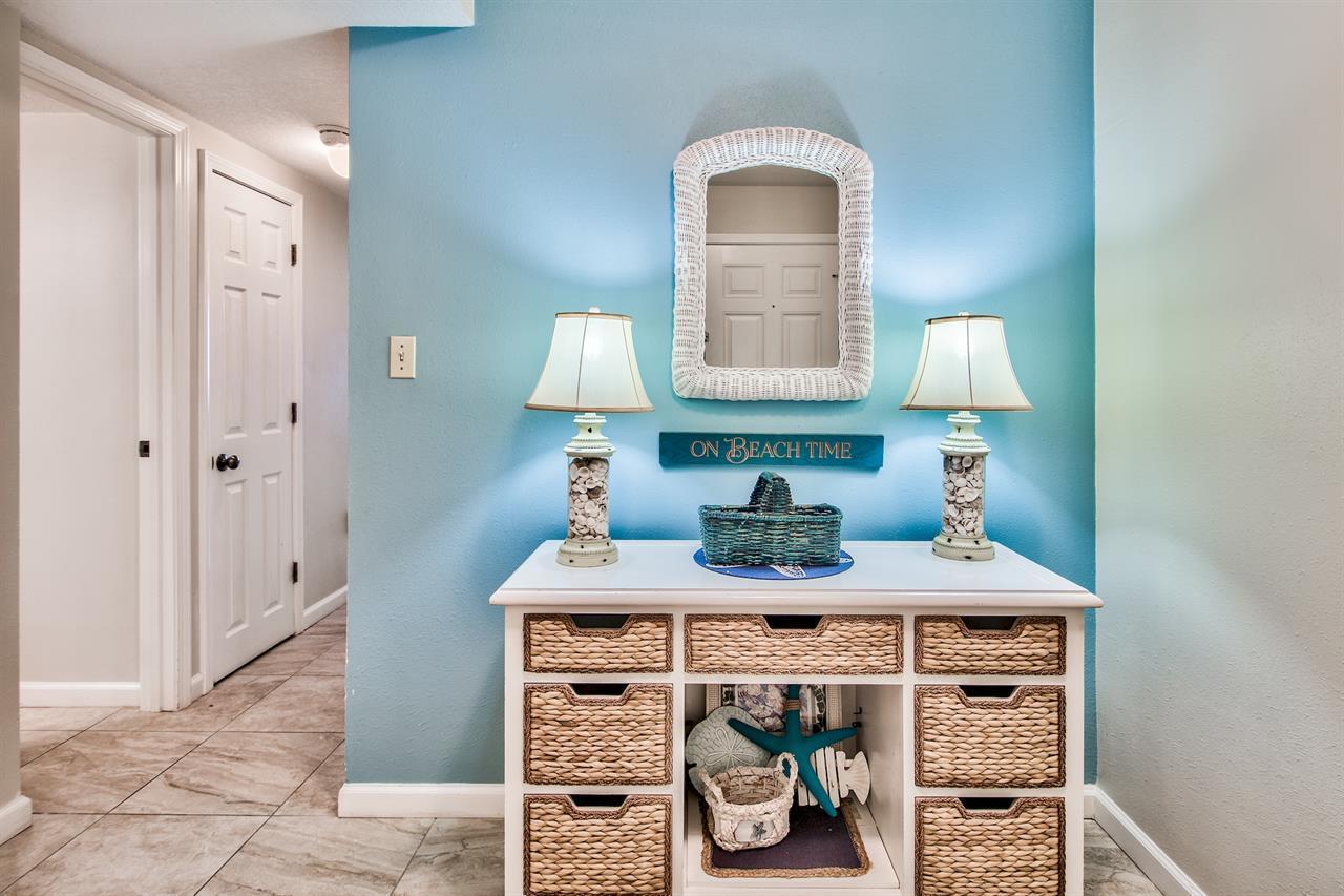 Jetty East Condominium - Residential