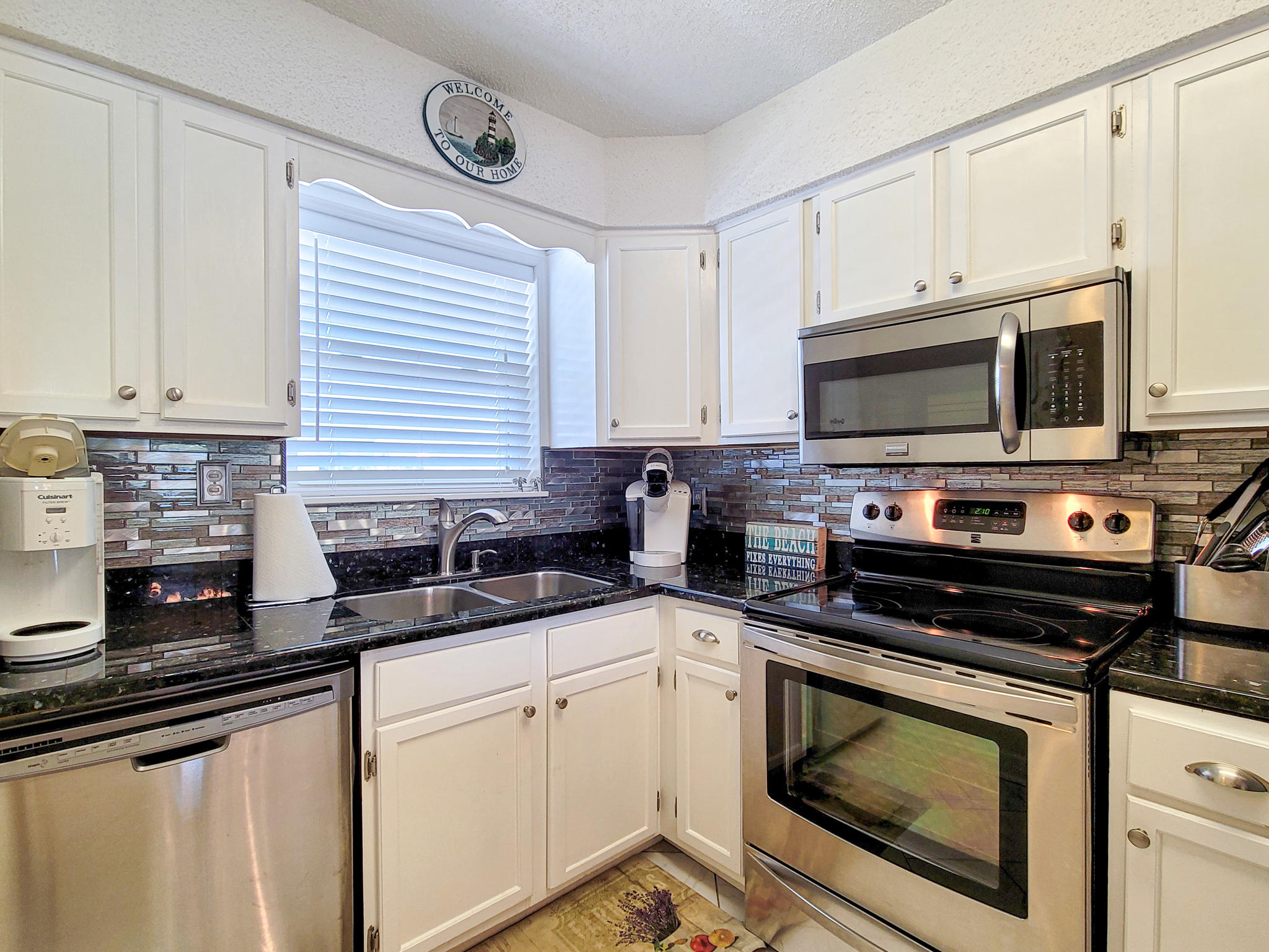 COMMODORES LANDING - Residential