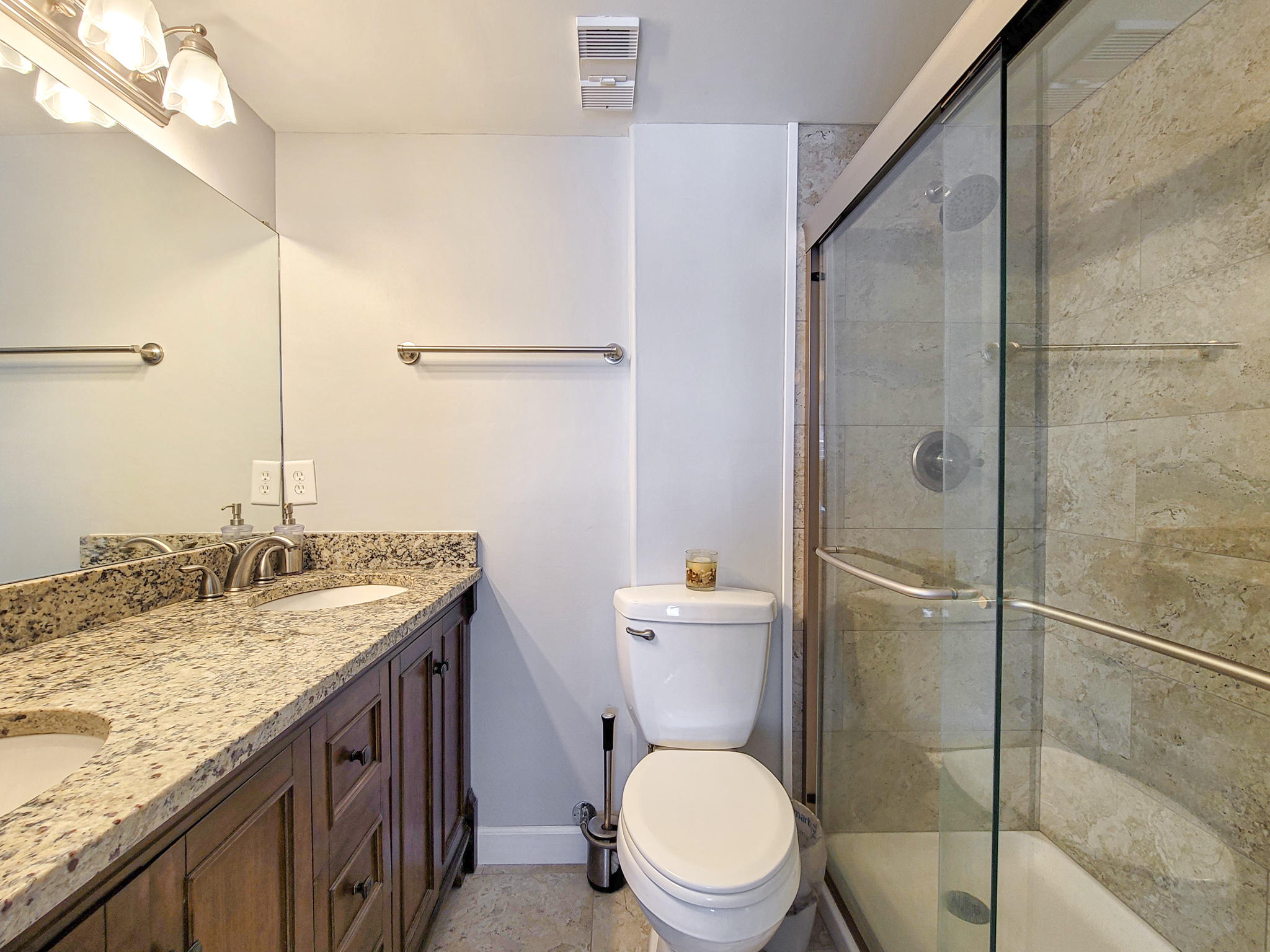 COMMODORES LANDING - Residential