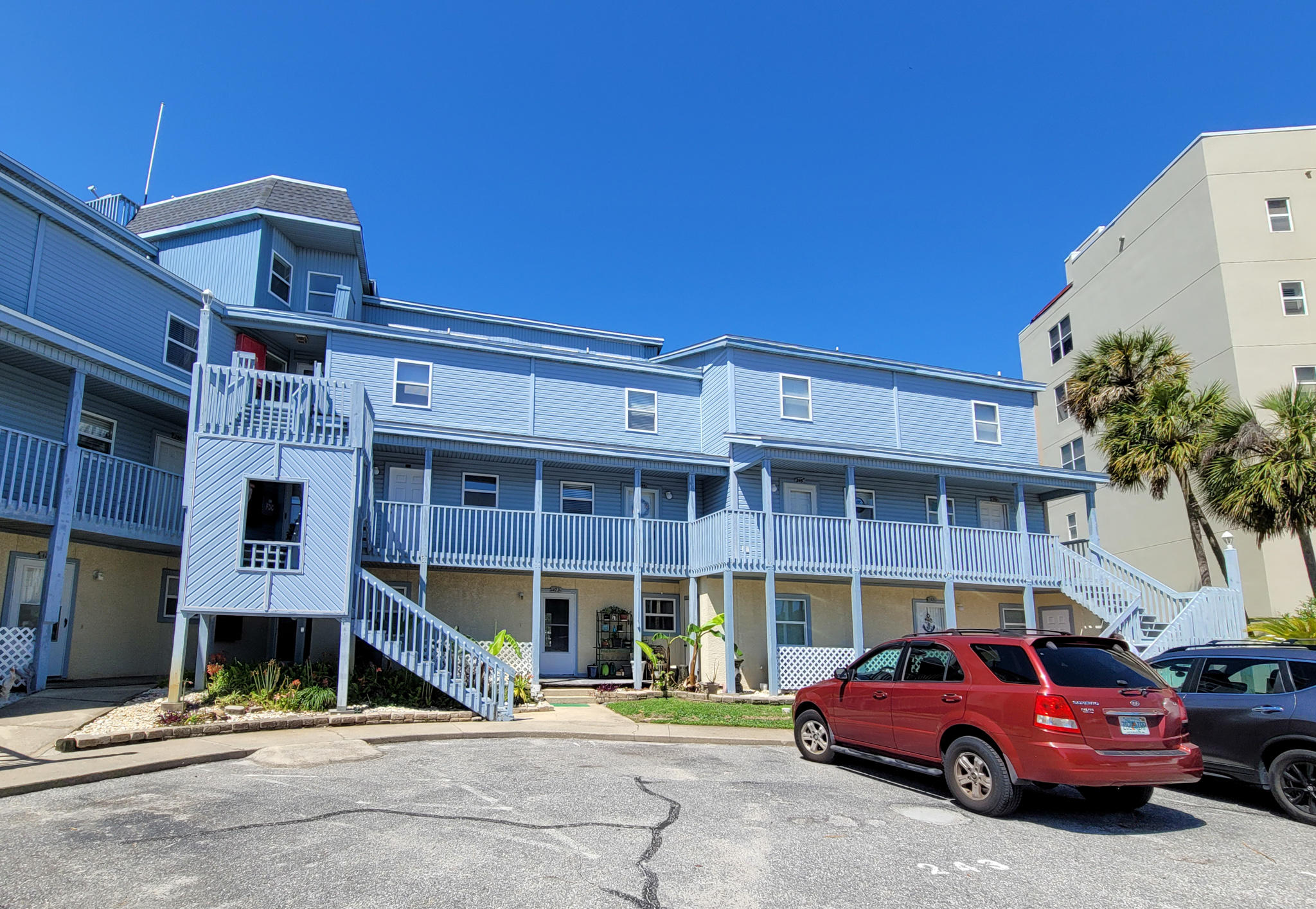 COMMODORES LANDING - Residential