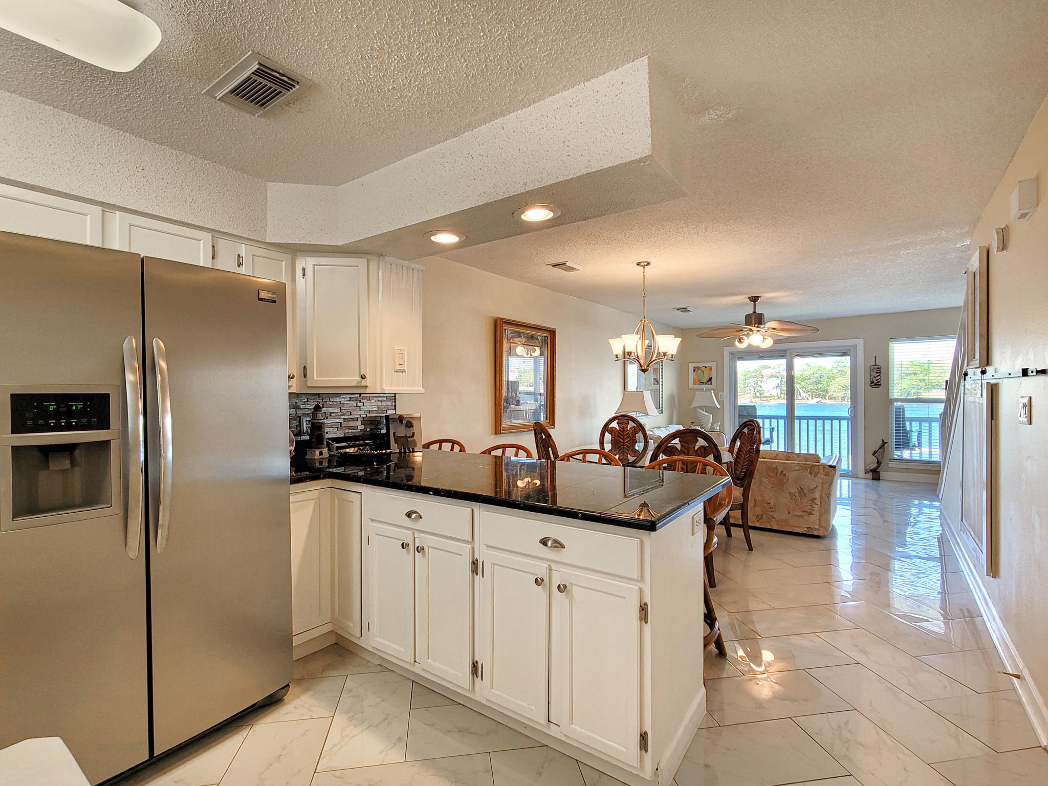 COMMODORES LANDING - Residential