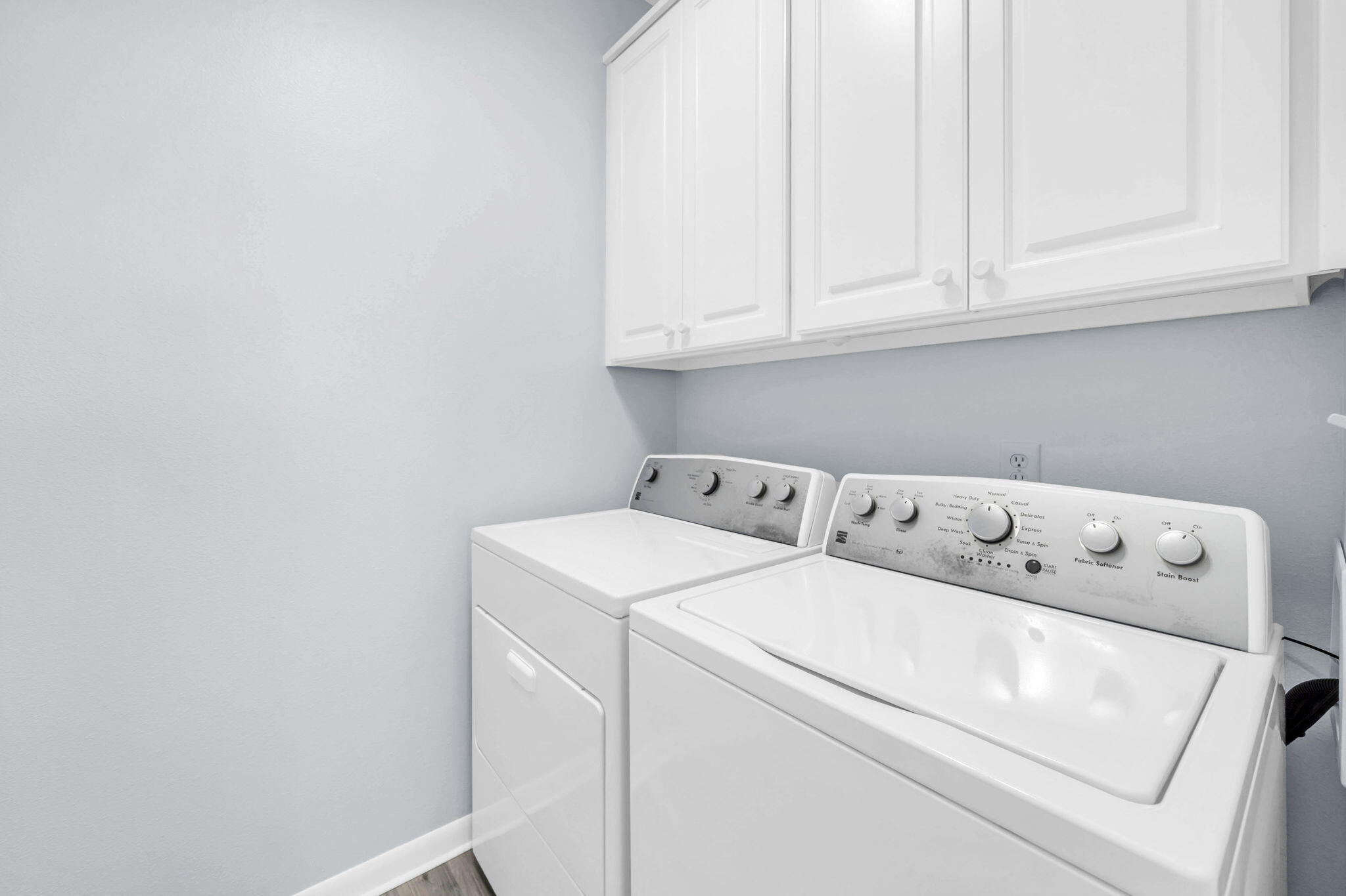 PALM COURT YACHT CLUB - Residential