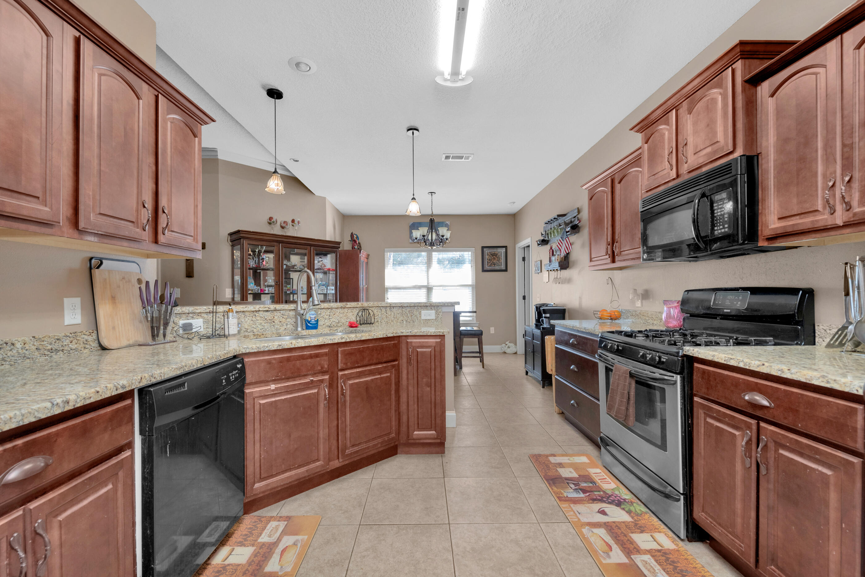 DUGGAN POND ESTATES - Residential