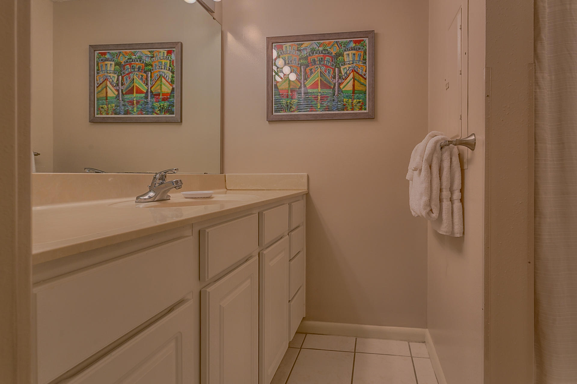 JETTY EAST CONDO - Residential