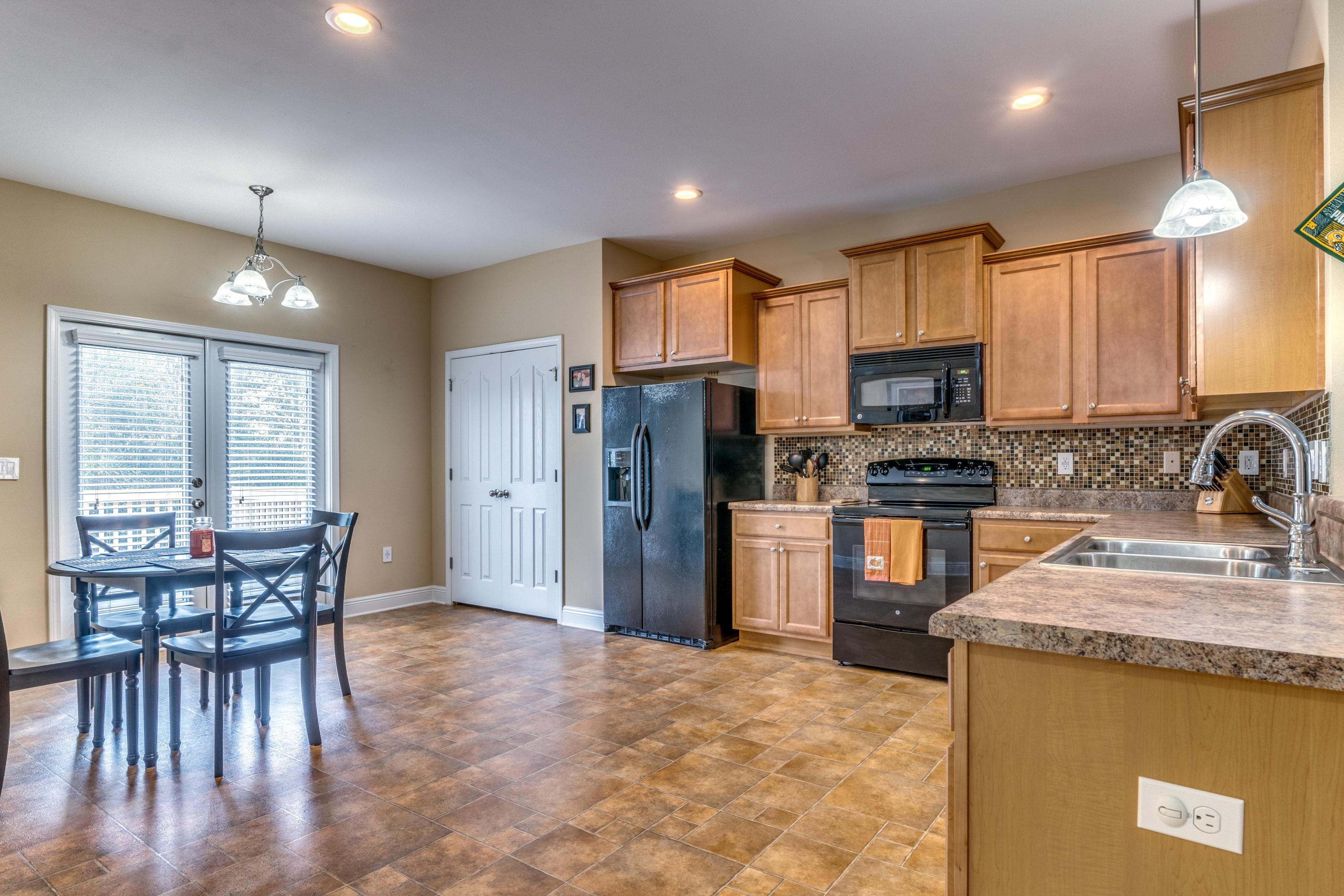 ROLLING RIDGE S/D - Residential