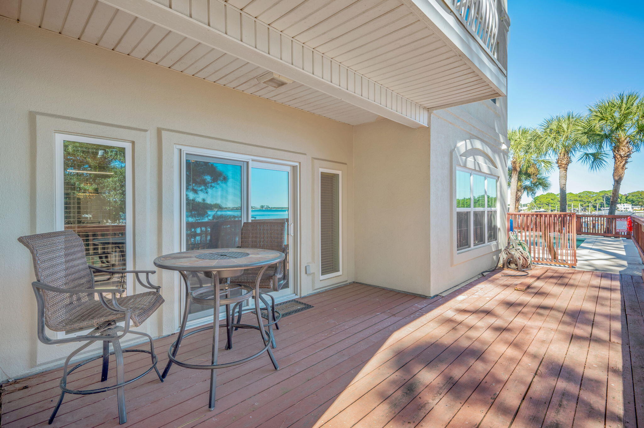 LAGUNA LANDING - Residential