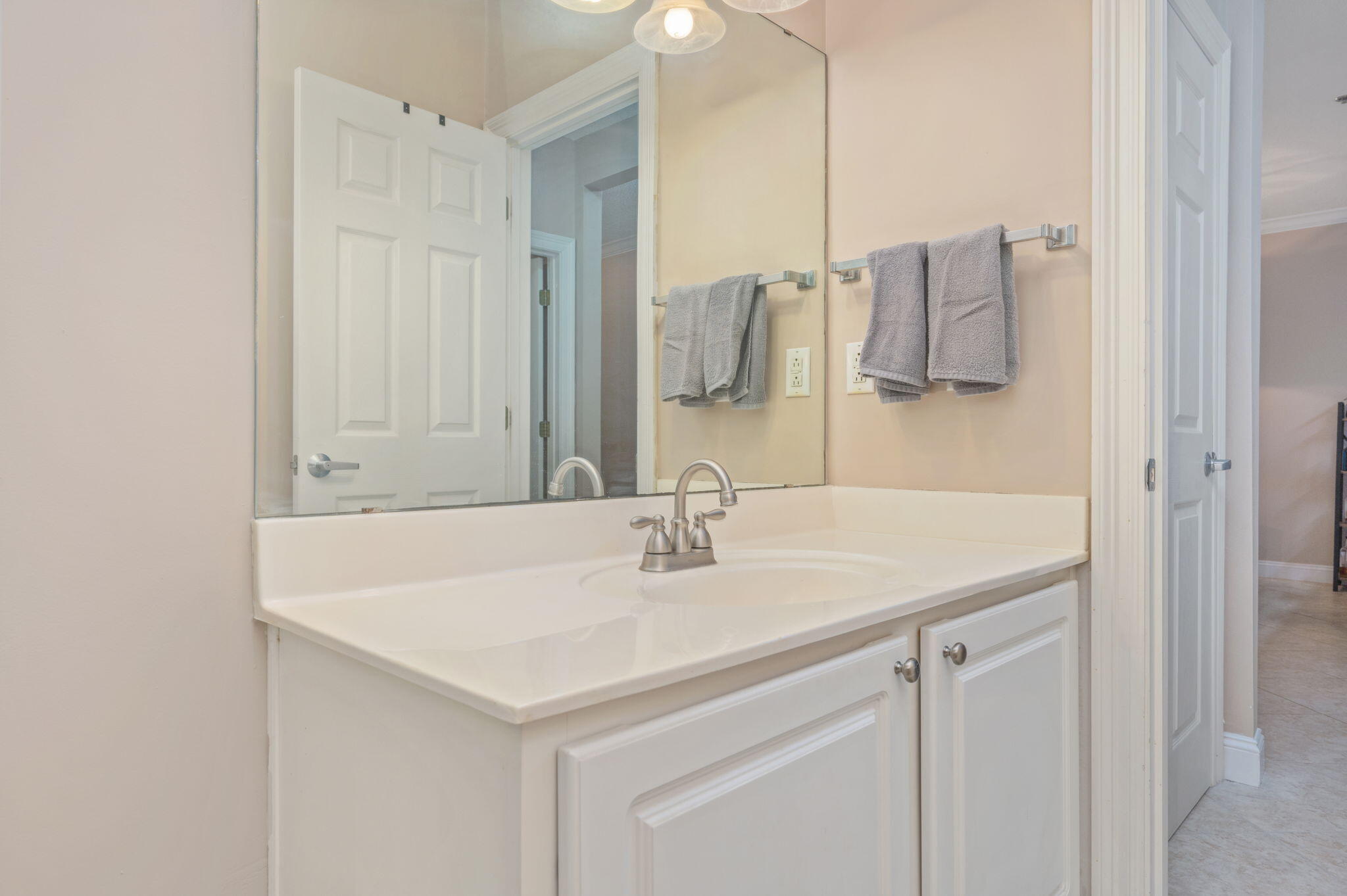 LAGUNA LANDING - Residential