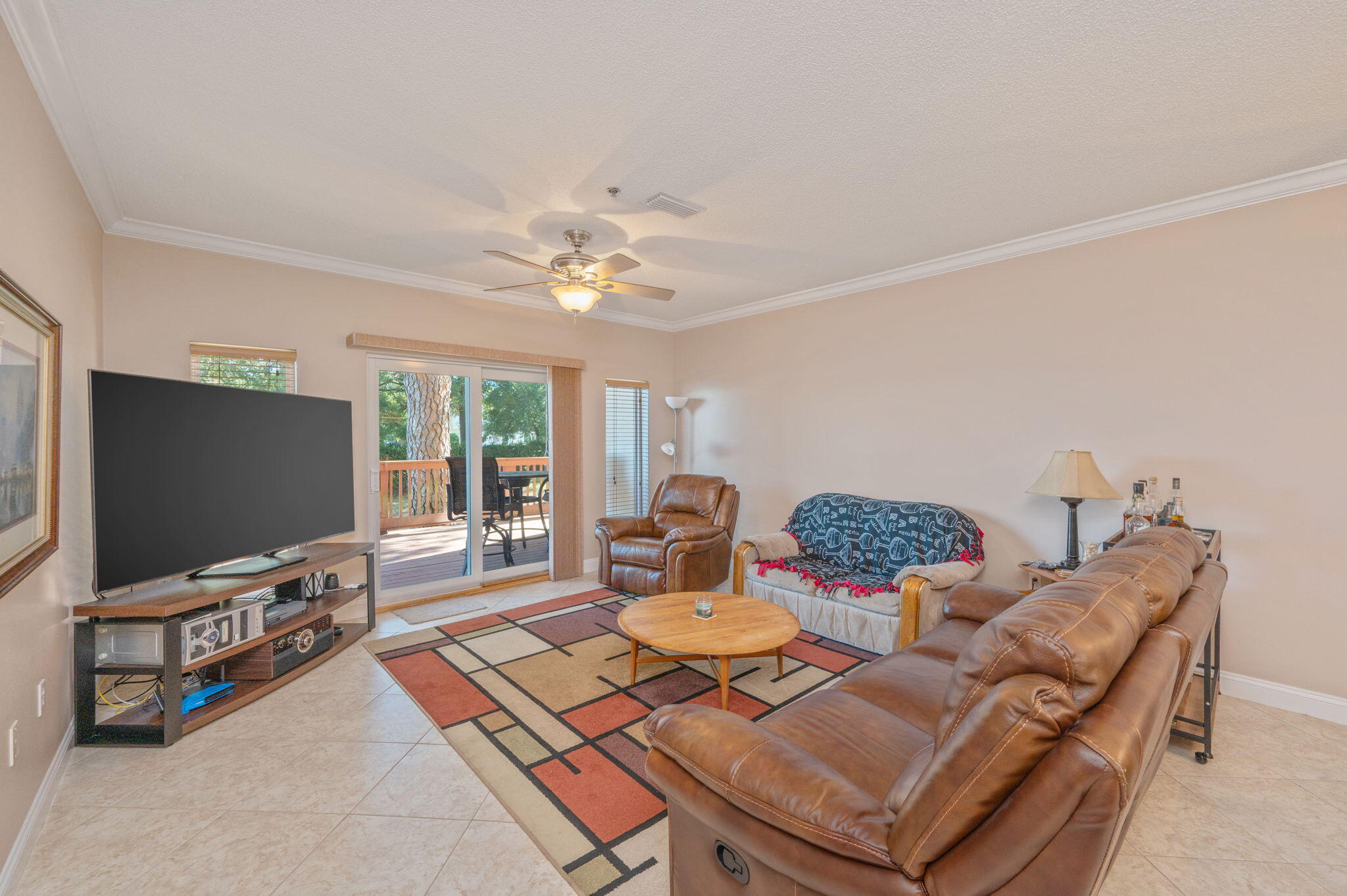 LAGUNA LANDING - Residential