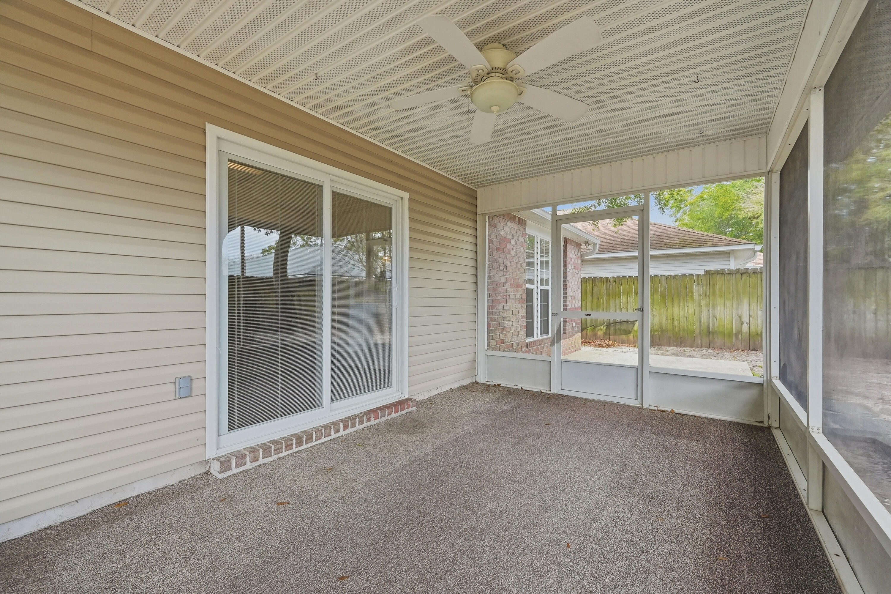 HUNTERS RUN S/D - Residential