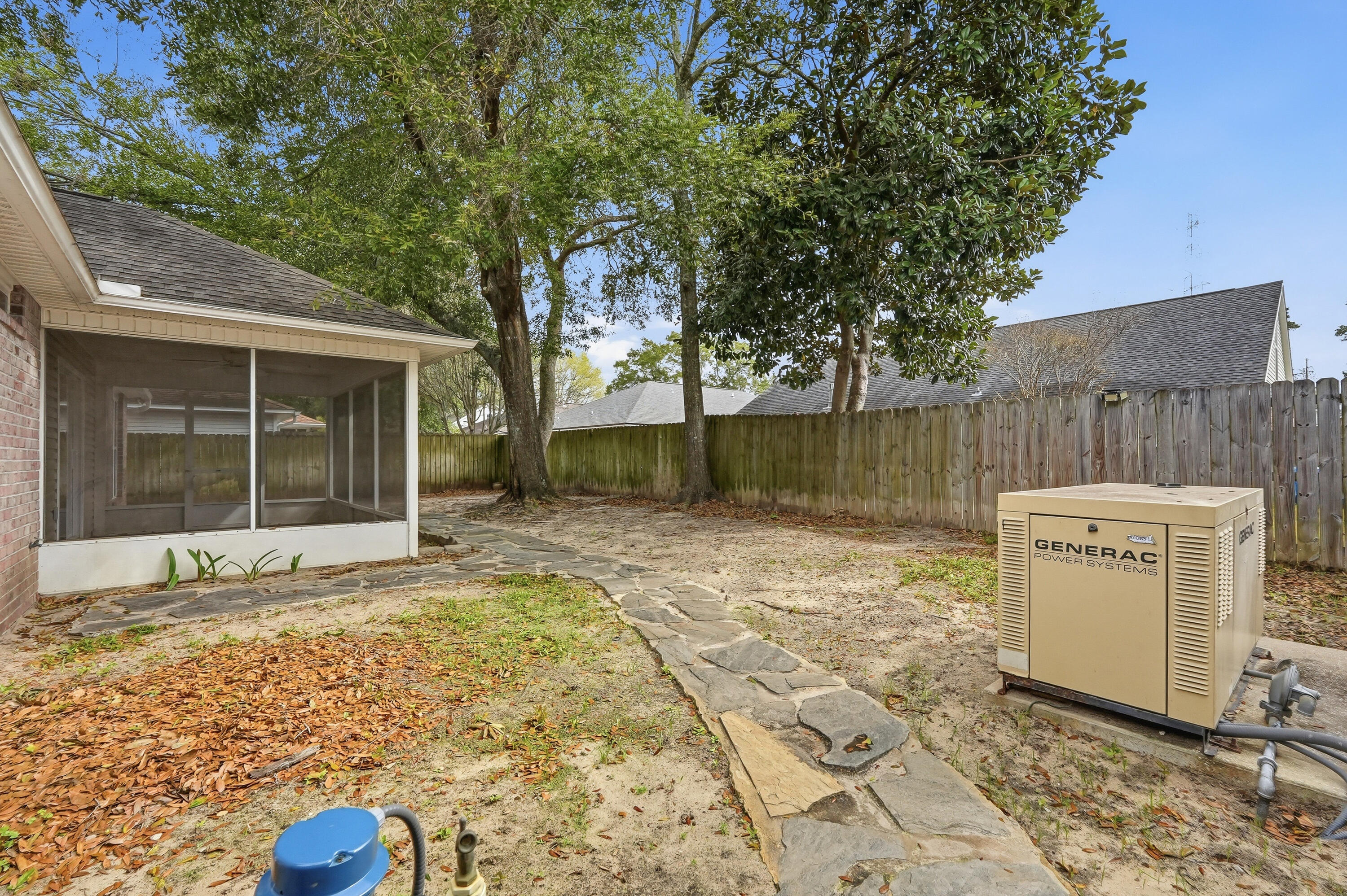 HUNTERS RUN S/D - Residential