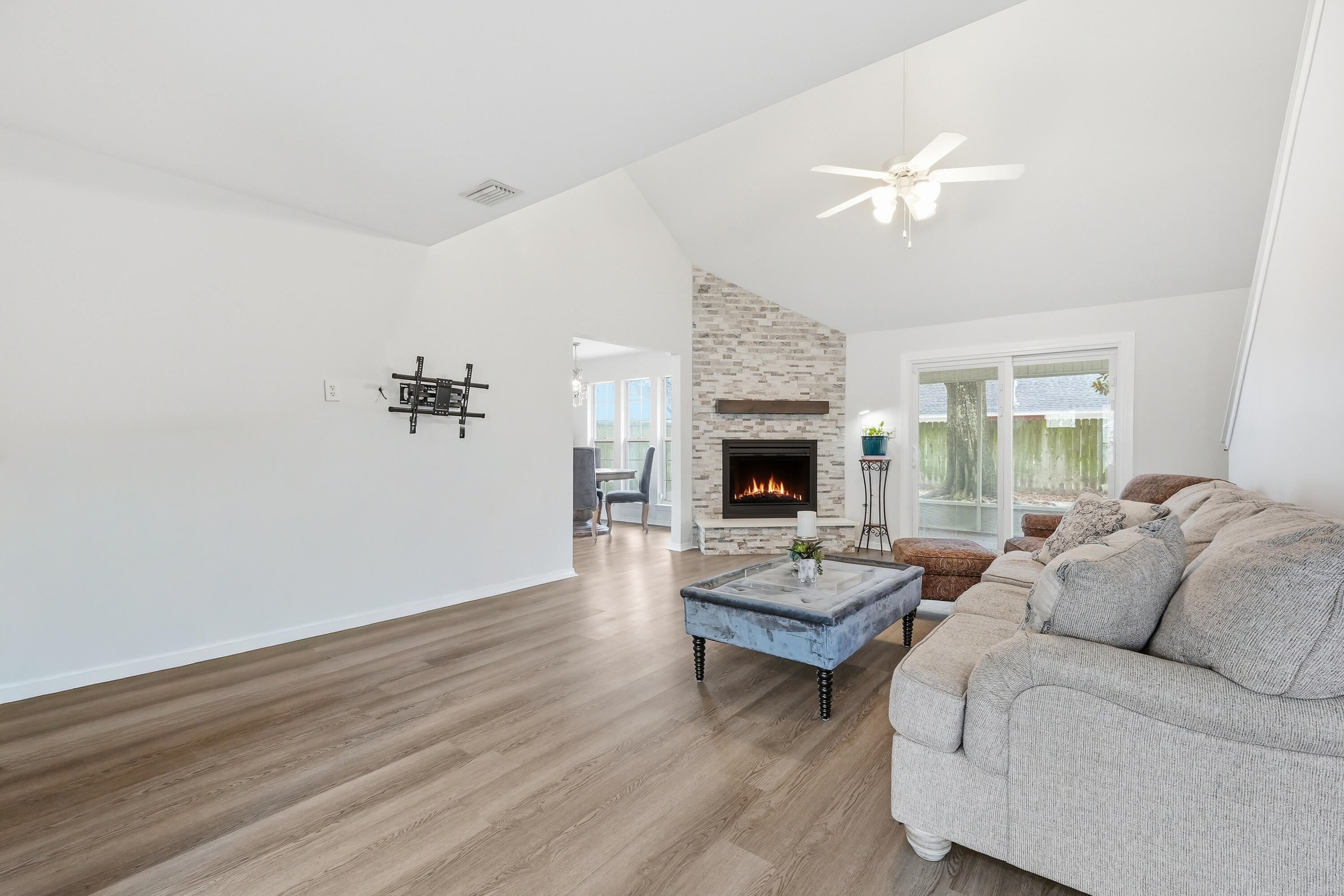 HUNTERS RUN S/D - Residential