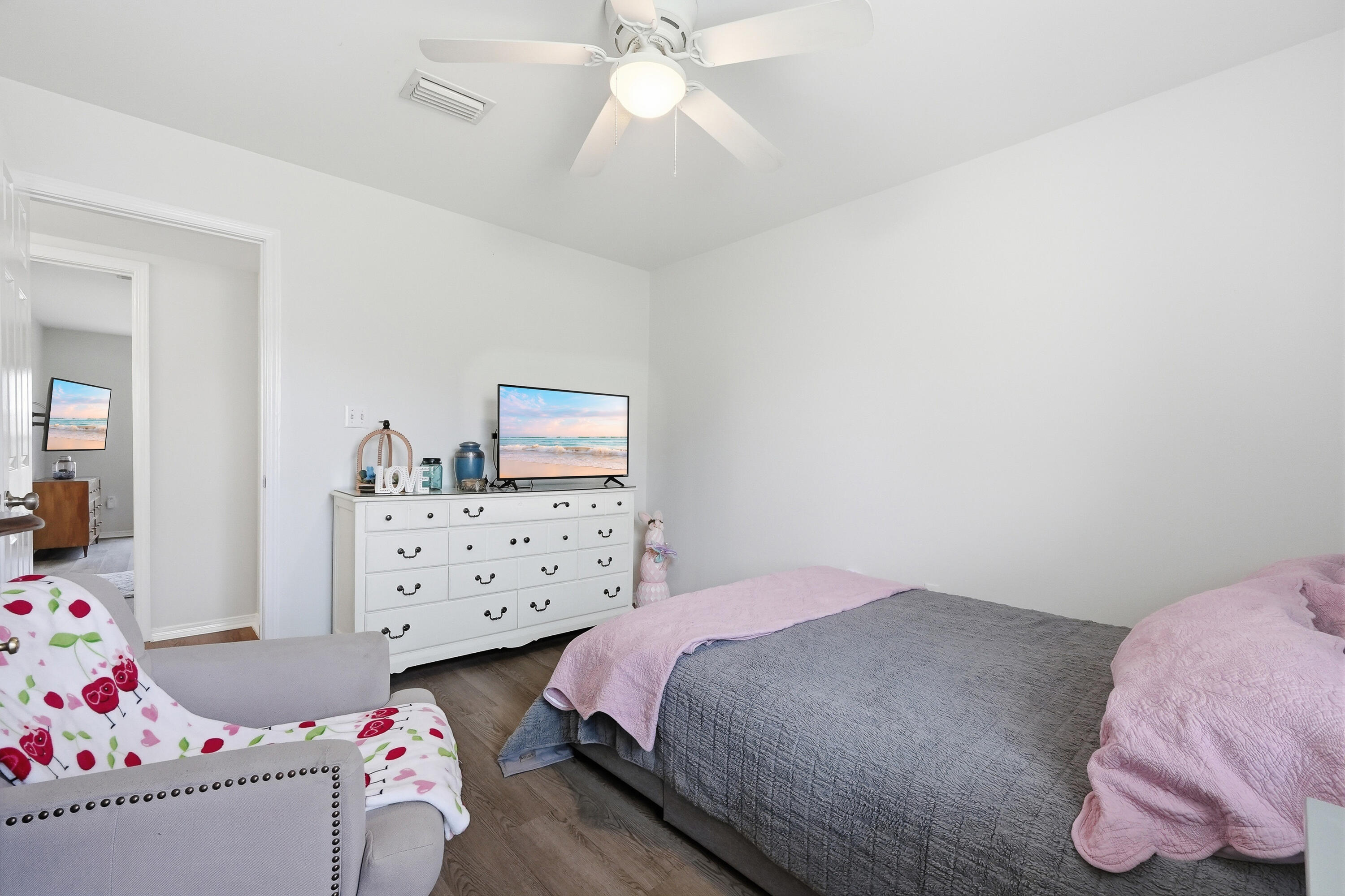 HUNTERS RUN S/D - Residential