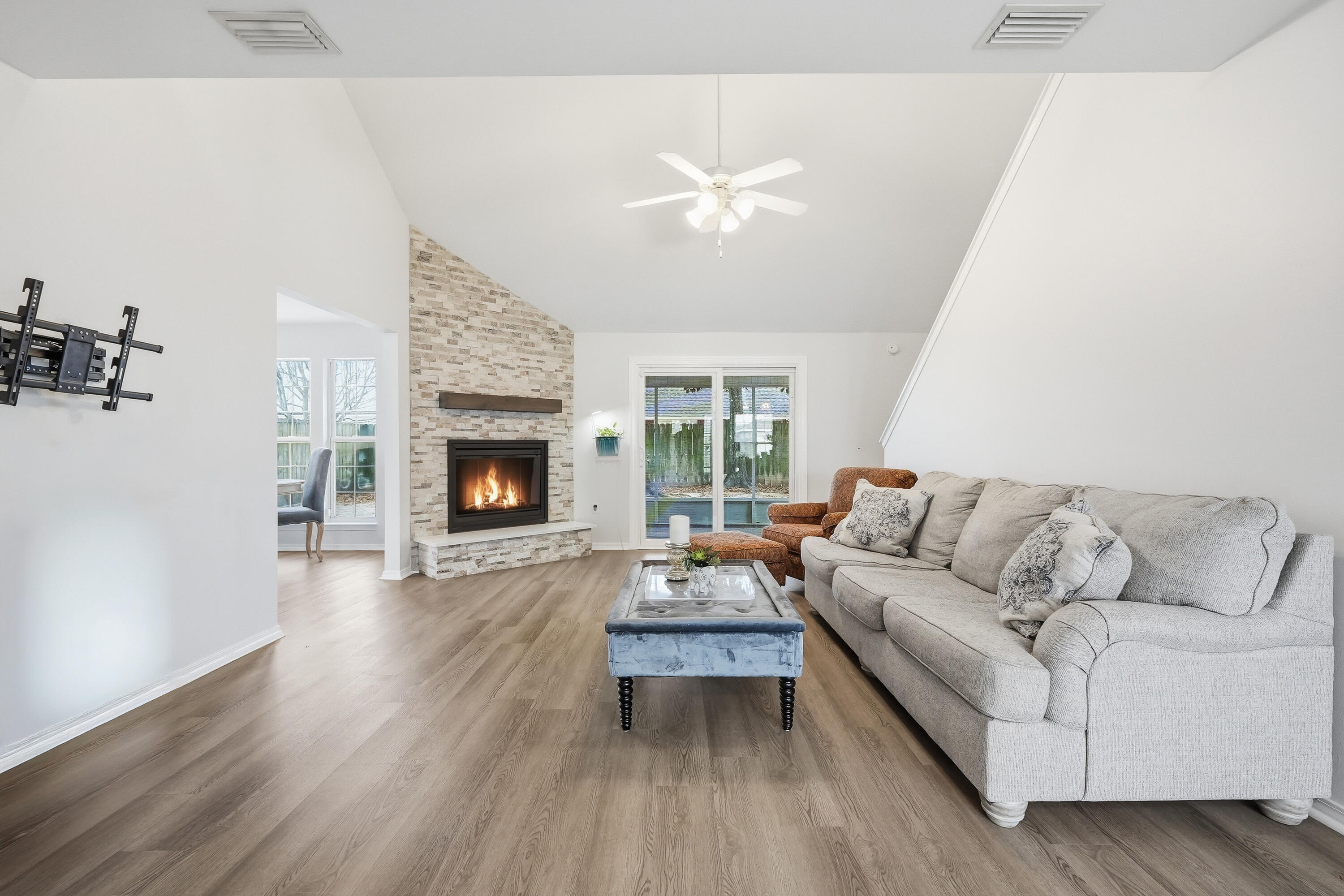 HUNTERS RUN S/D - Residential