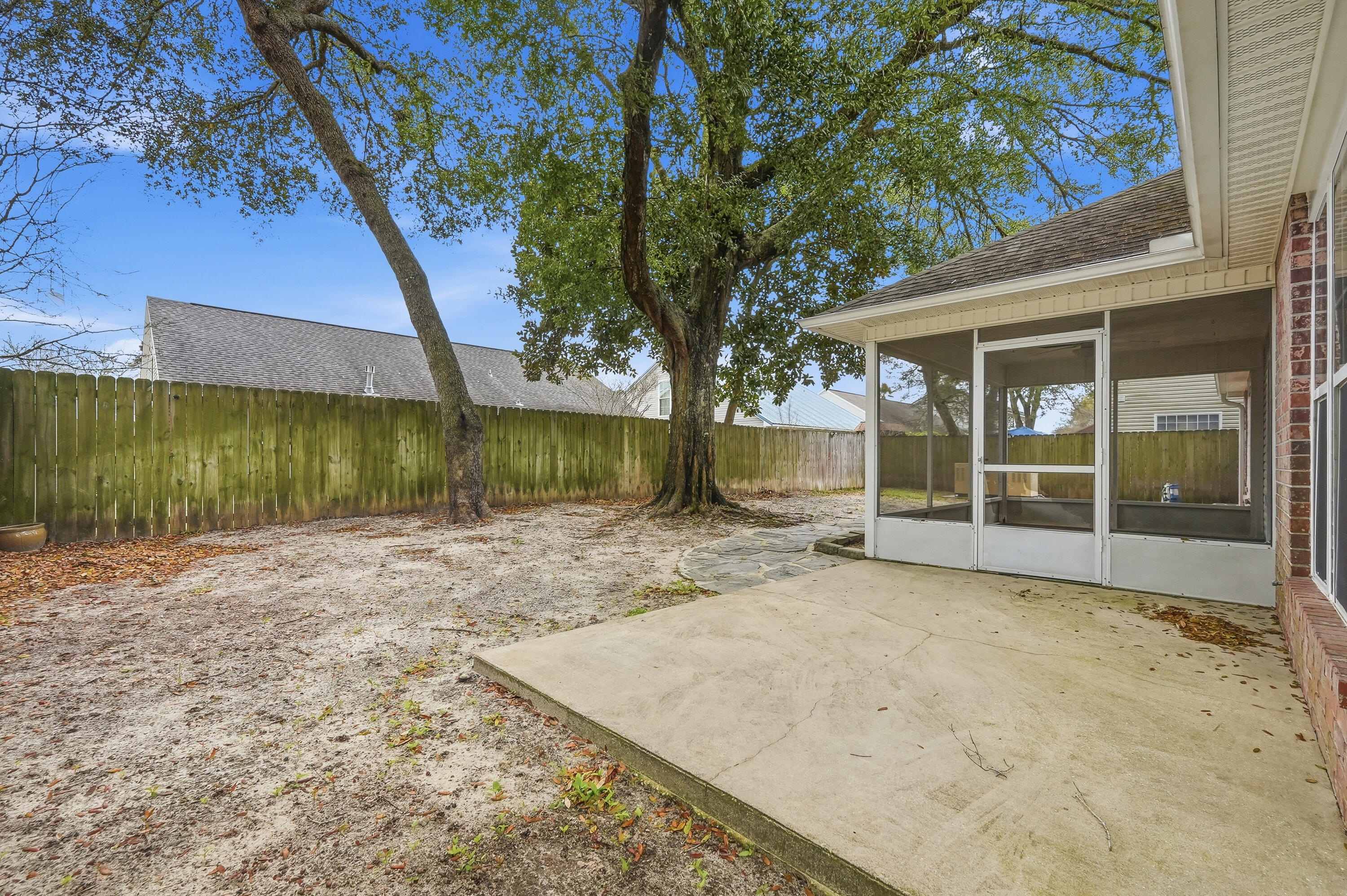 HUNTERS RUN S/D - Residential