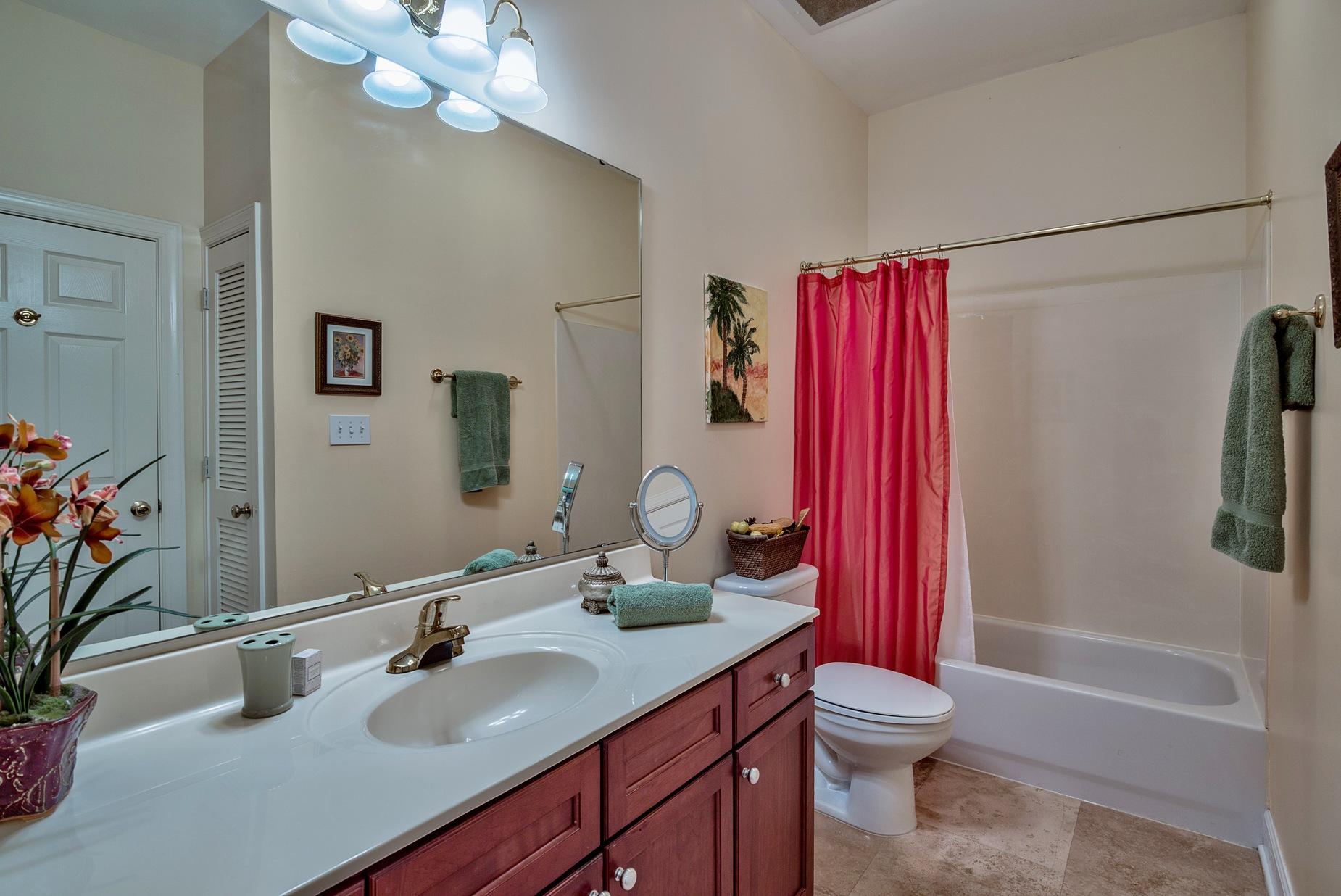 VILLAGE OF SOUTH WALTON BEACH - Residential