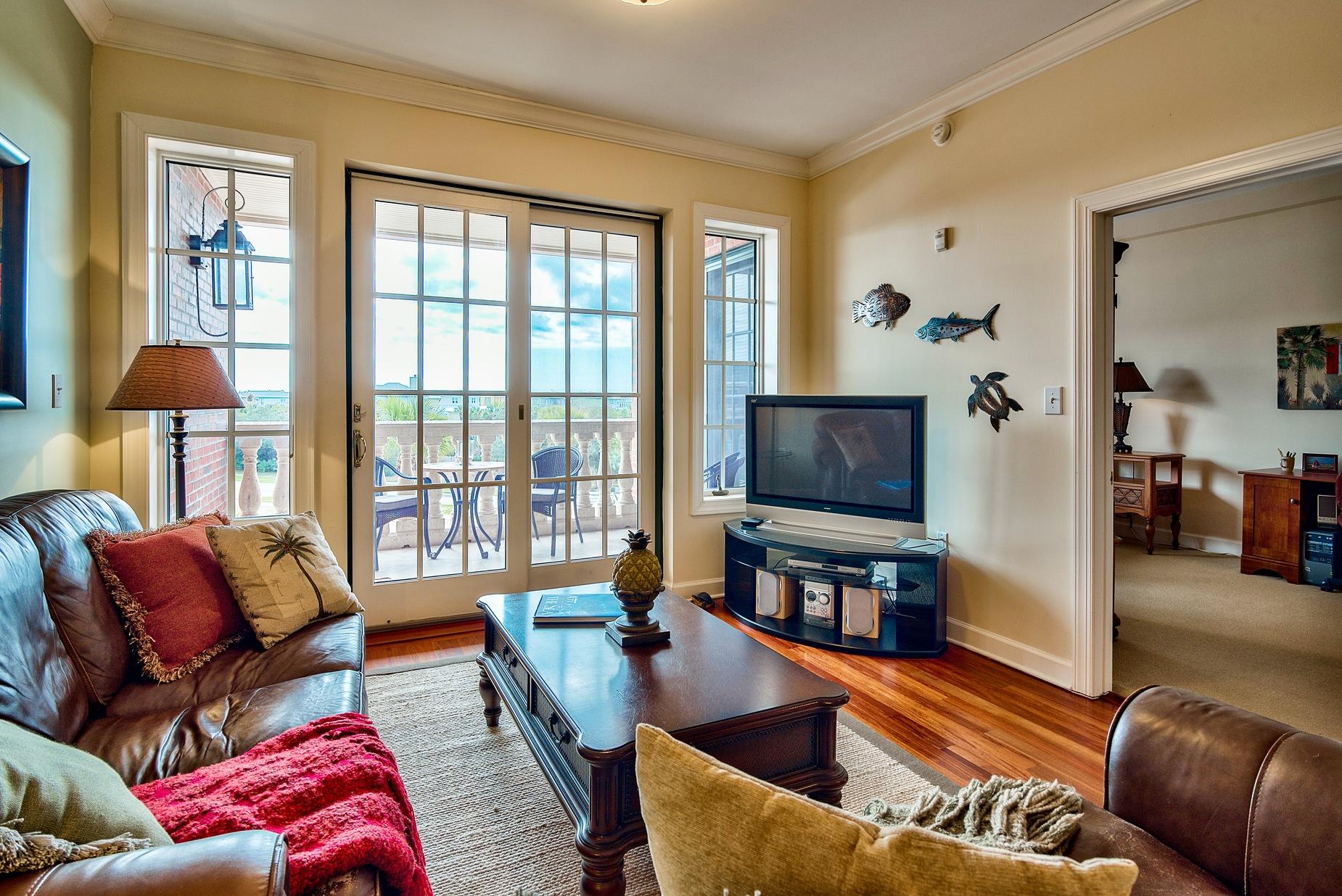 VILLAGE OF SOUTH WALTON BEACH - Residential