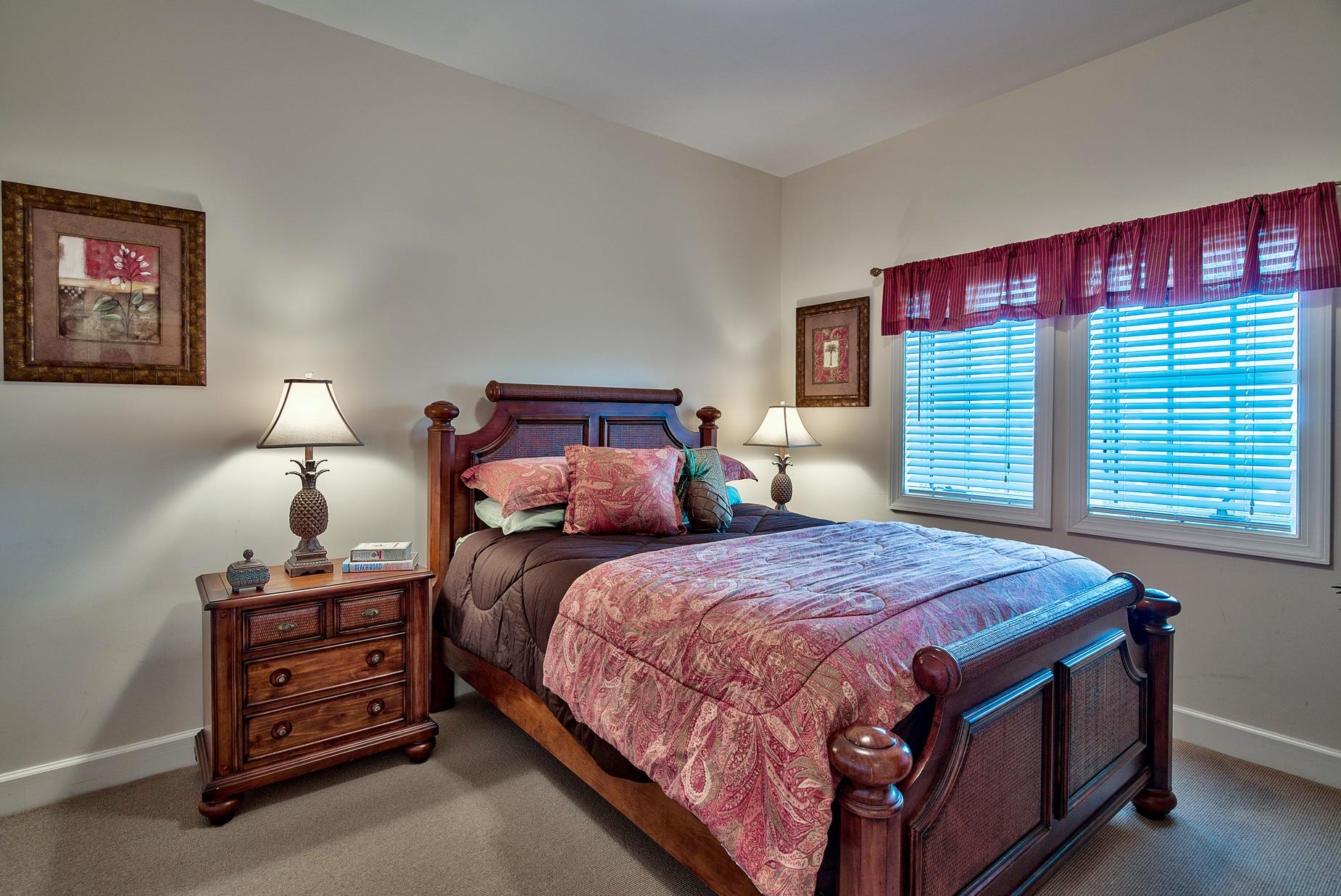 VILLAGE OF SOUTH WALTON BEACH - Residential