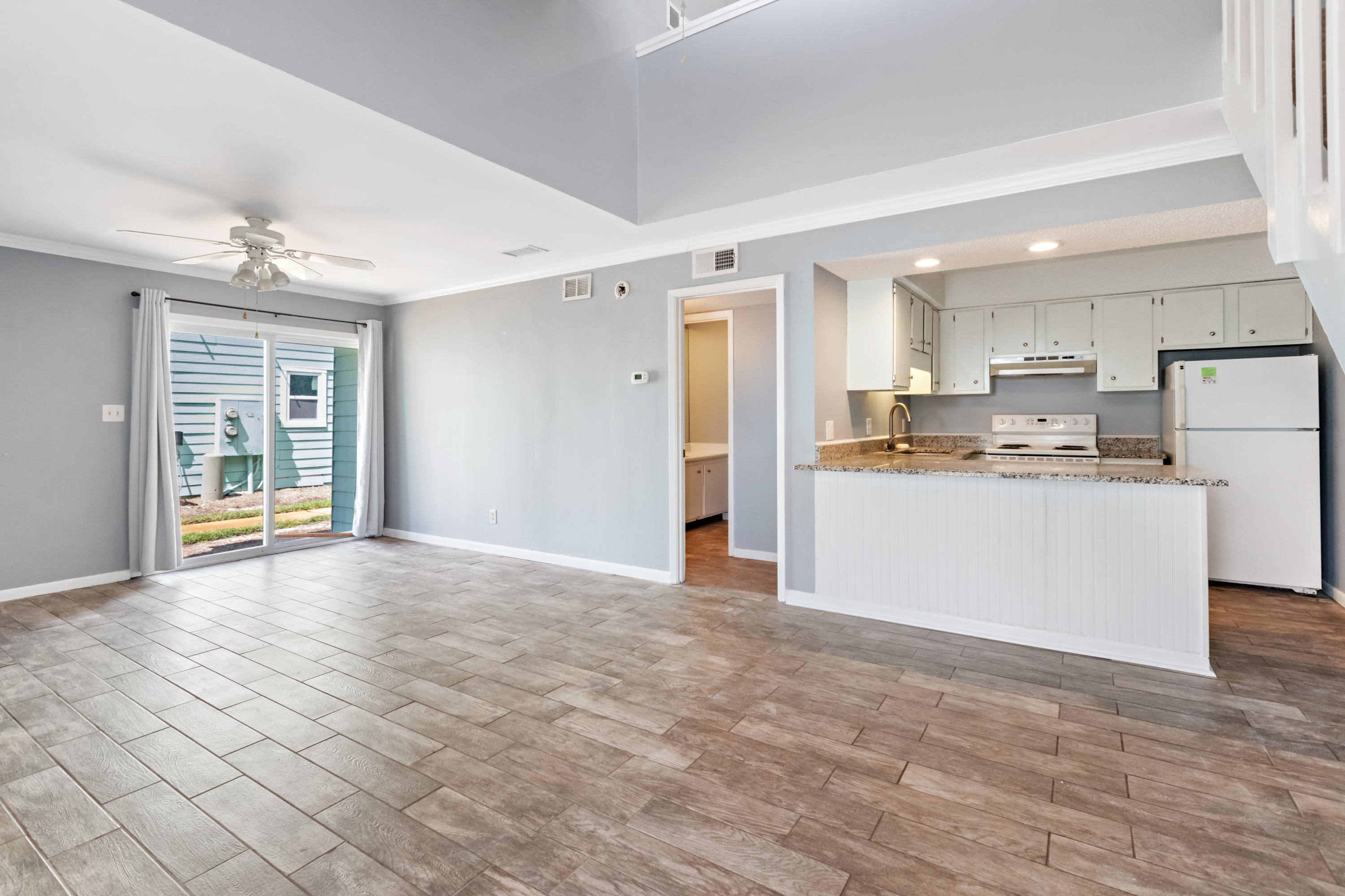 SEA CABINS T/H - Residential