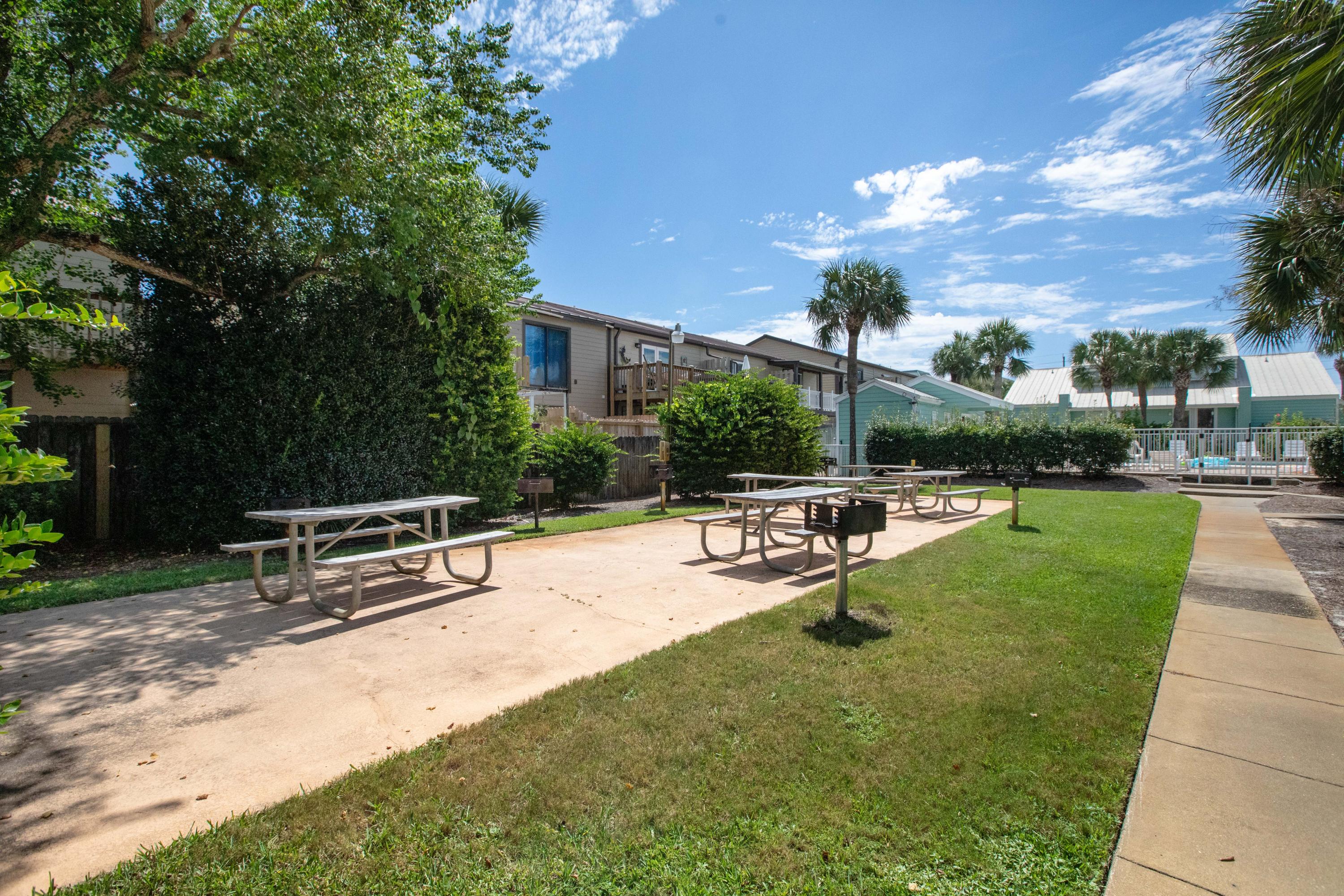 SEA CABINS T/H - Residential