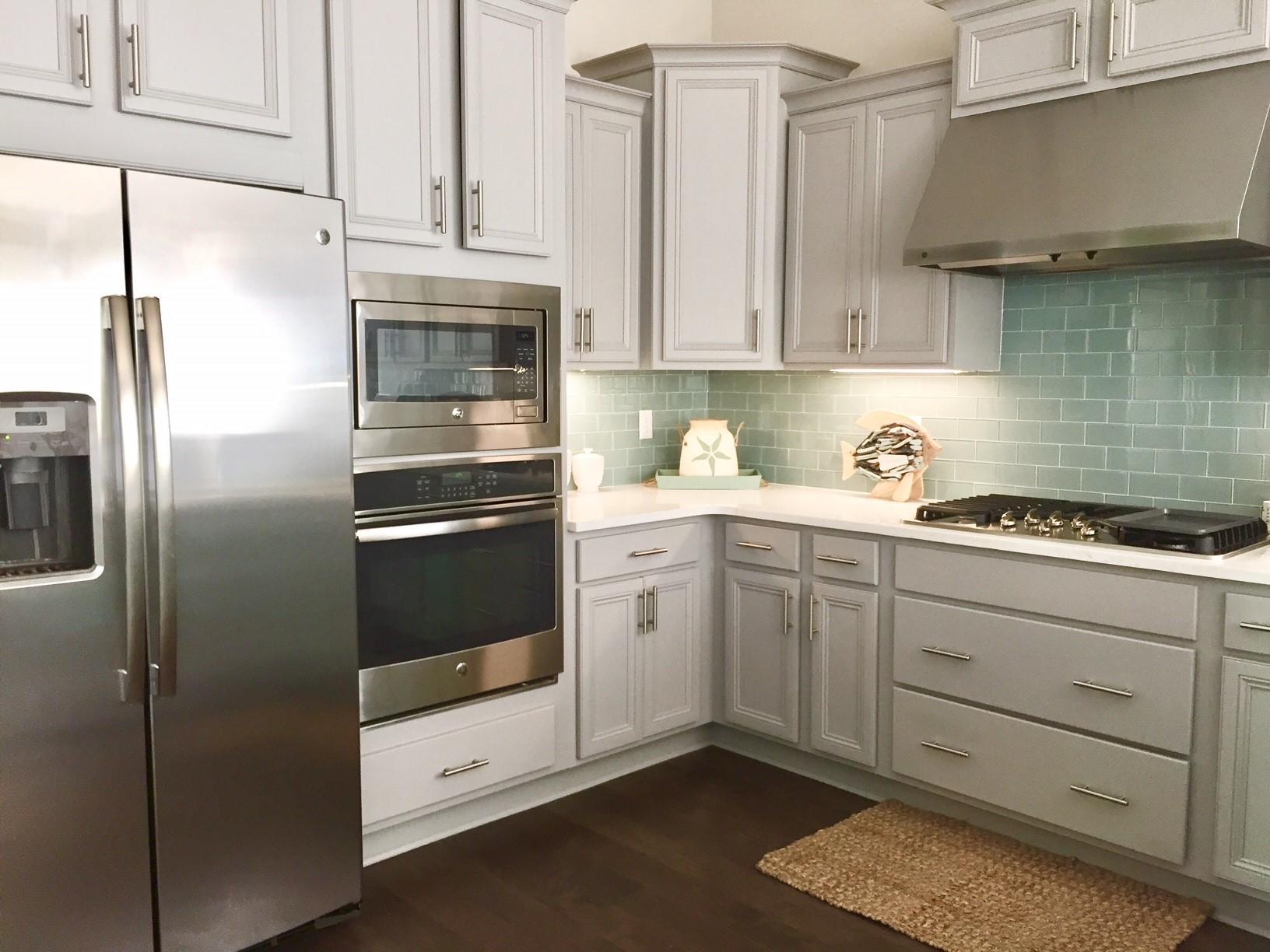 HIGHLAND PARKS - Residential